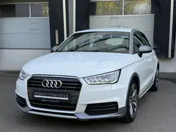 Audi A1 Sportback Ultra Xenon Sitzheizung Tempomat