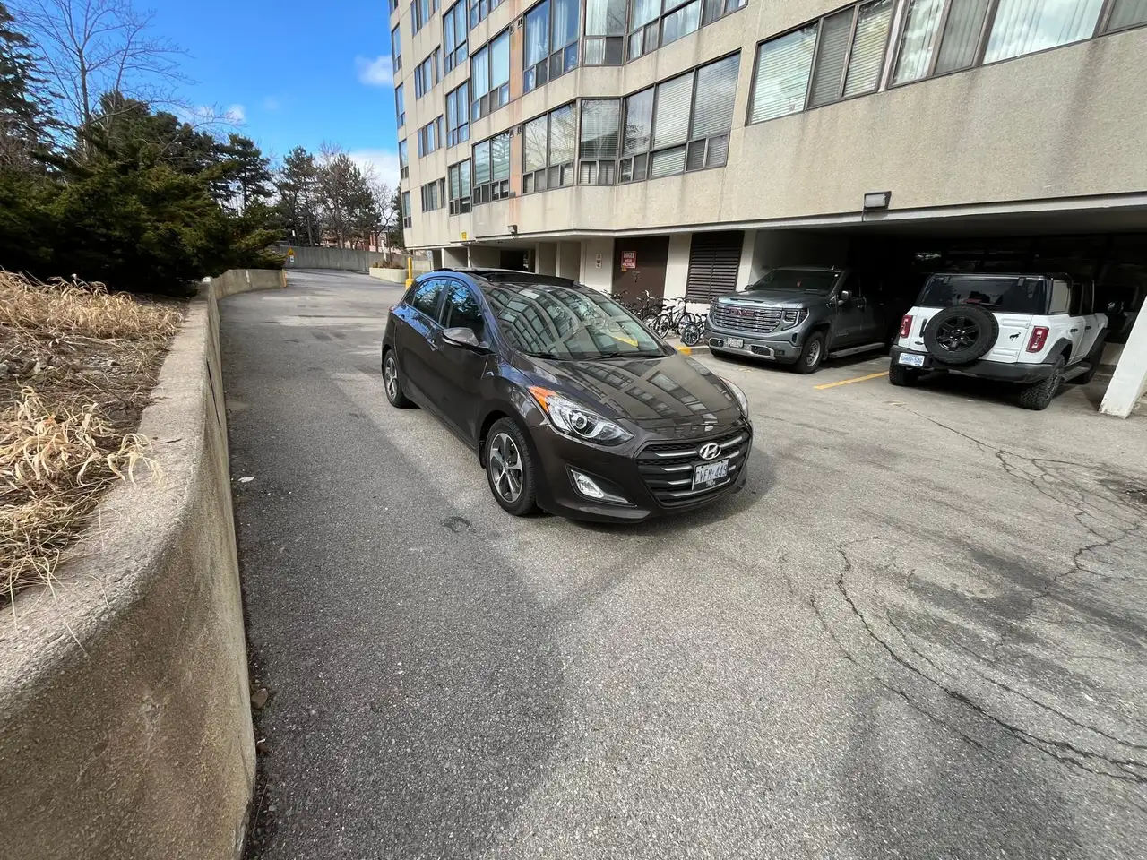Hyundai ELANTRA снимка Hyundai ELANTRA