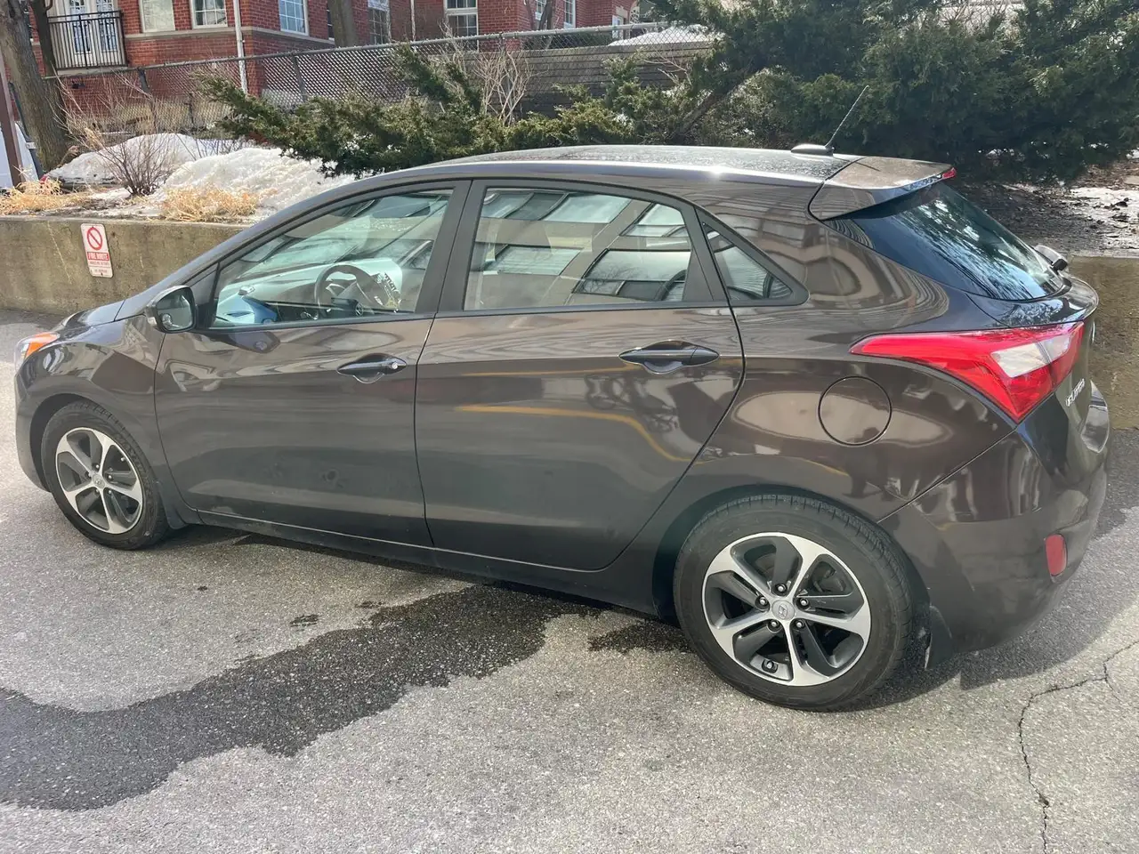 Hyundai ELANTRA снимка Hyundai ELANTRA