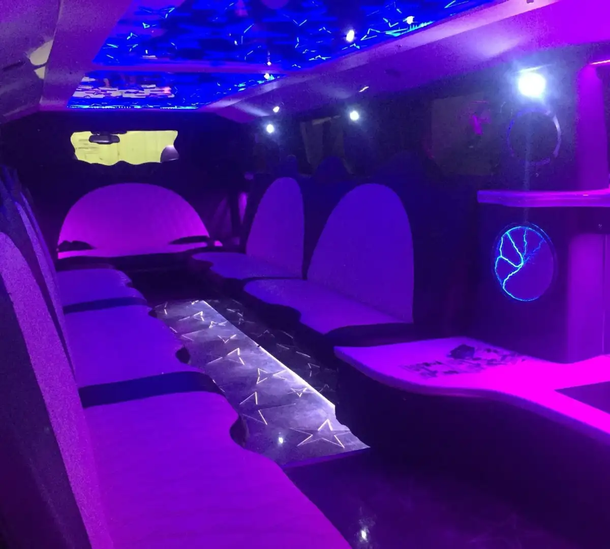 HUMMER H2 SUV 6.2 V8 Luxury auto - 2