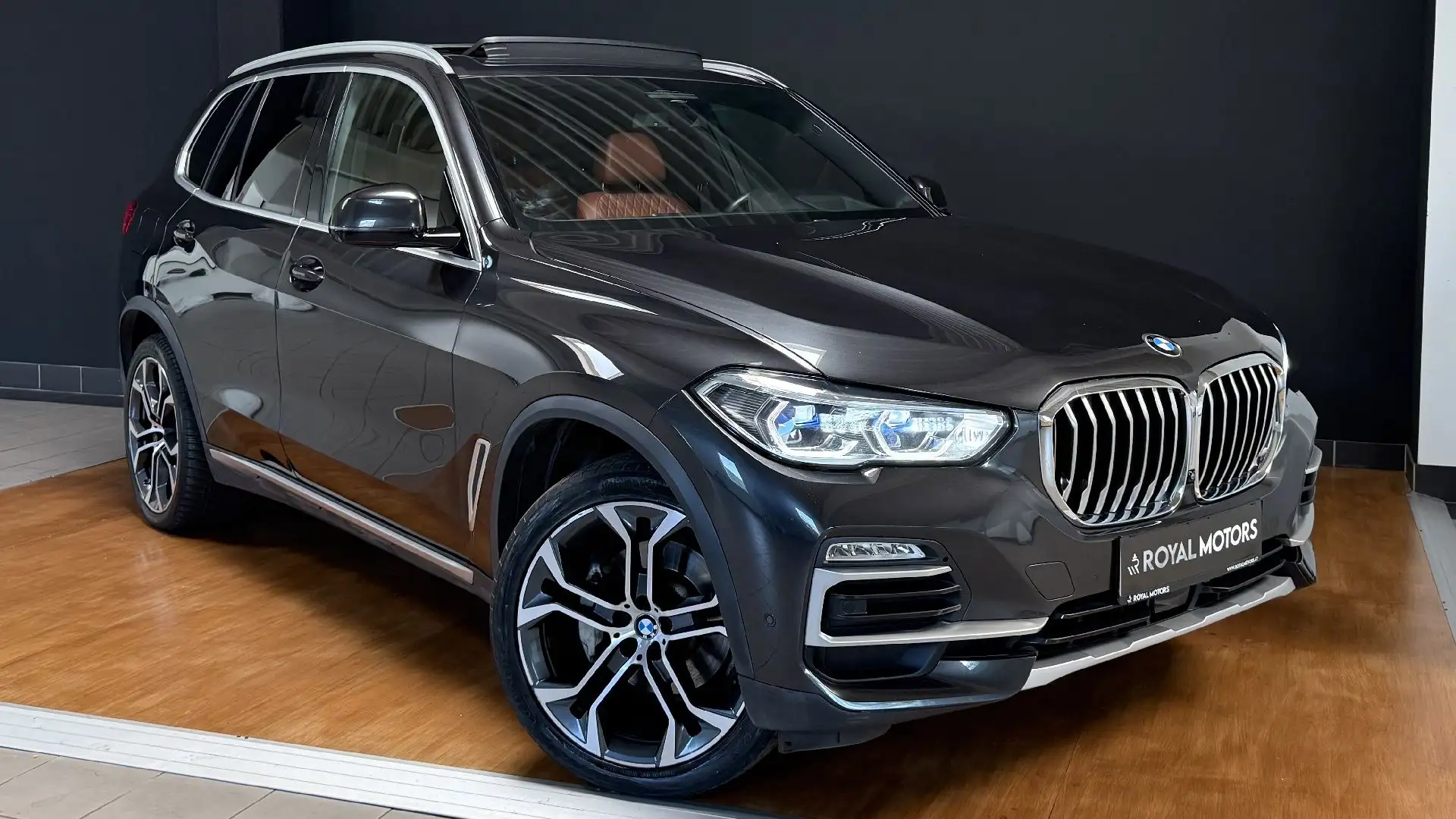 BMW X5 xDrive30d Grau - 1