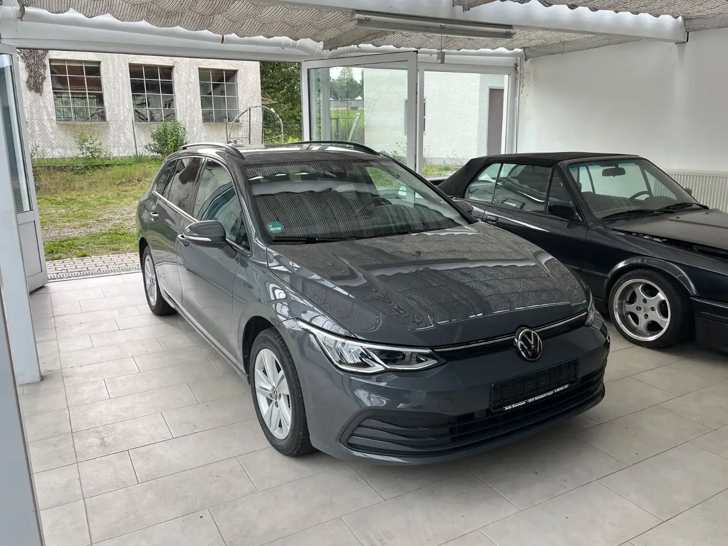 Volkswagen Golf VIII |AHK|SHZ|dig. Cockpit Grau - 1