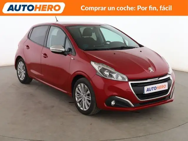 Peugeot 208 view 8