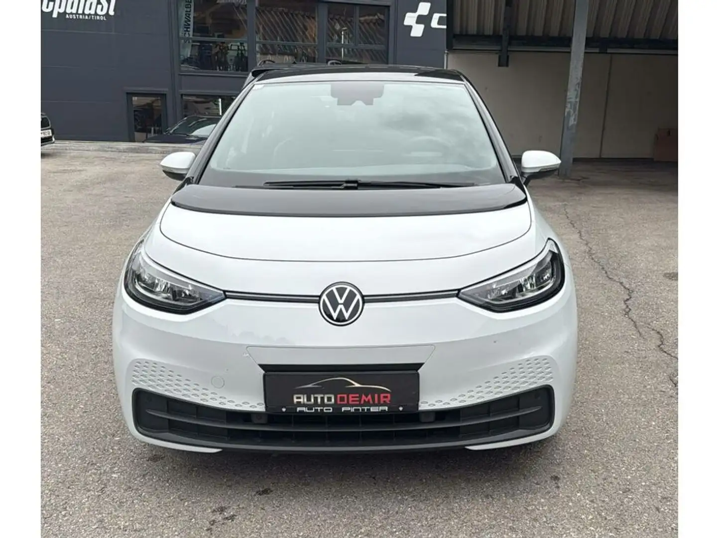 Volkswagen ID.3 Pro Weiß - 2