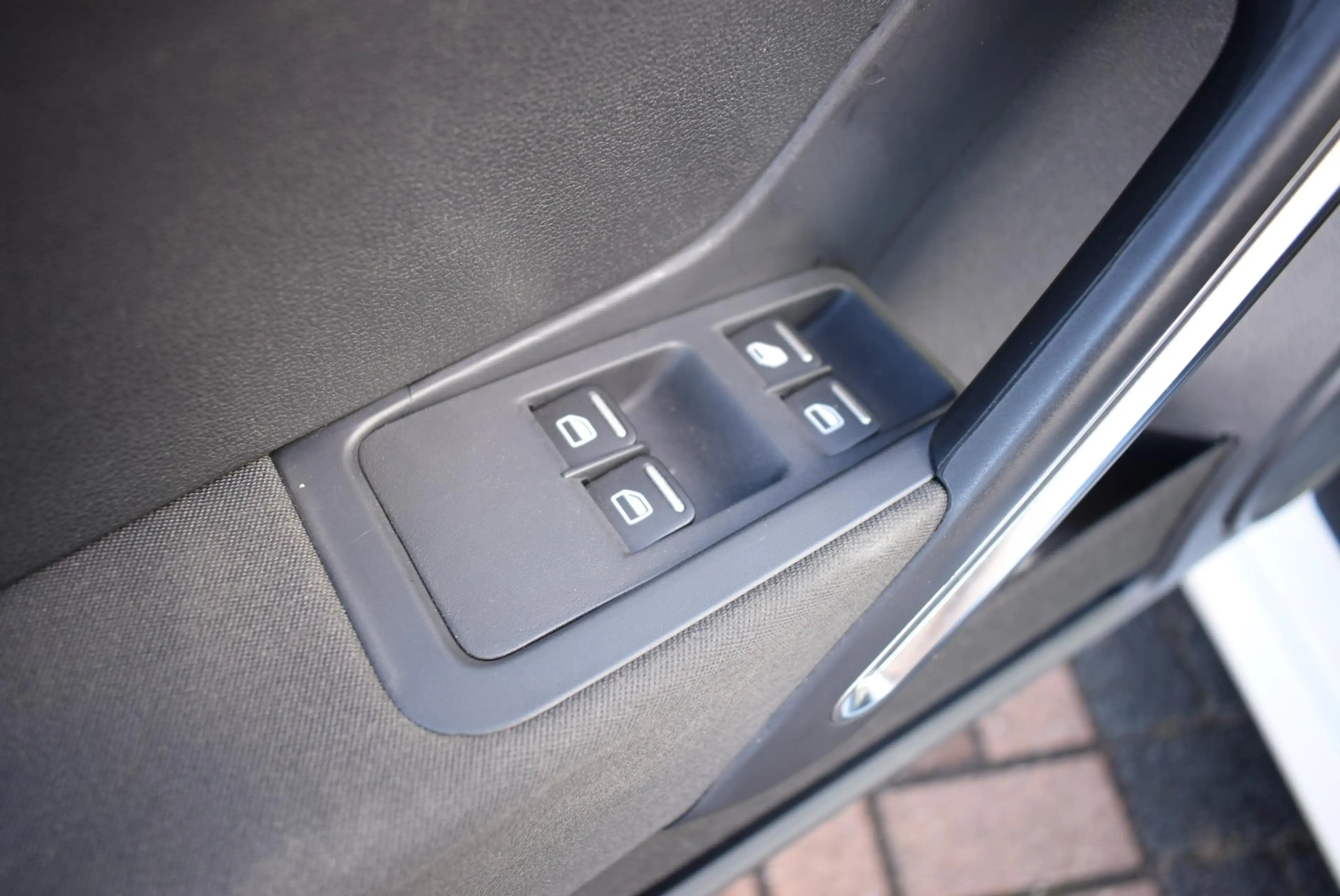 Volkswagen Beetle Cabriolet 1.2 TSI Design BlueMotion Navi Airco Km — photo 10