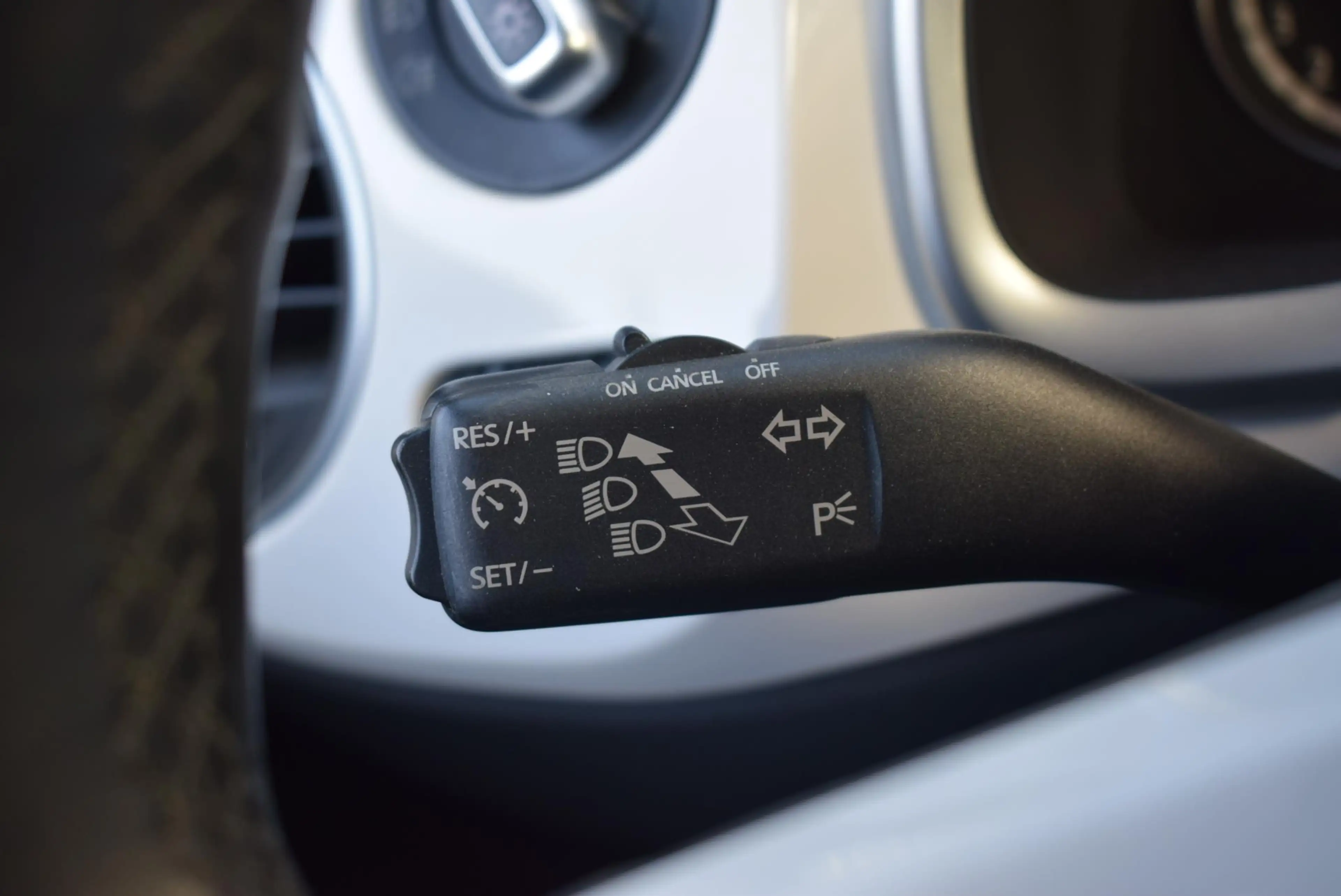 Volkswagen Beetle Cabriolet 1.2 TSI Design BlueMotion Navi Airco Km — photo 12