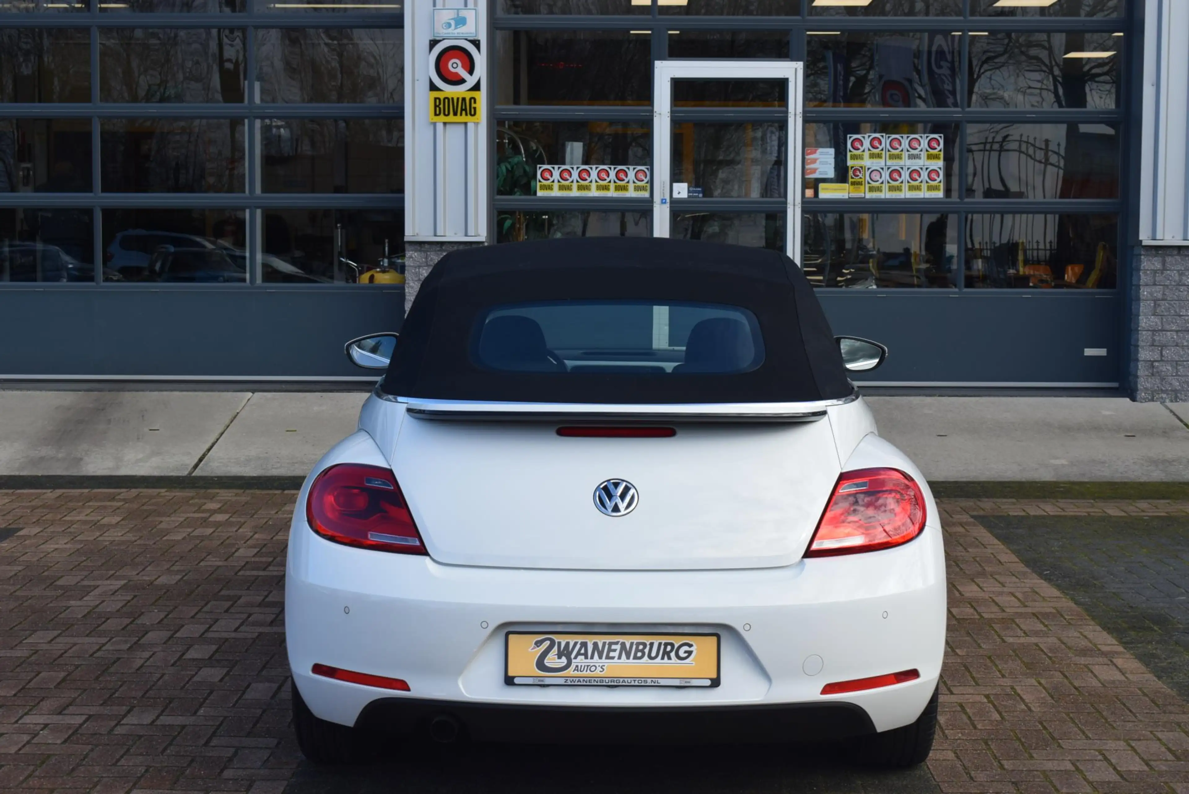 Volkswagen Beetle Cabriolet 1.2 TSI Design BlueMotion Navi Airco Km — photo 5