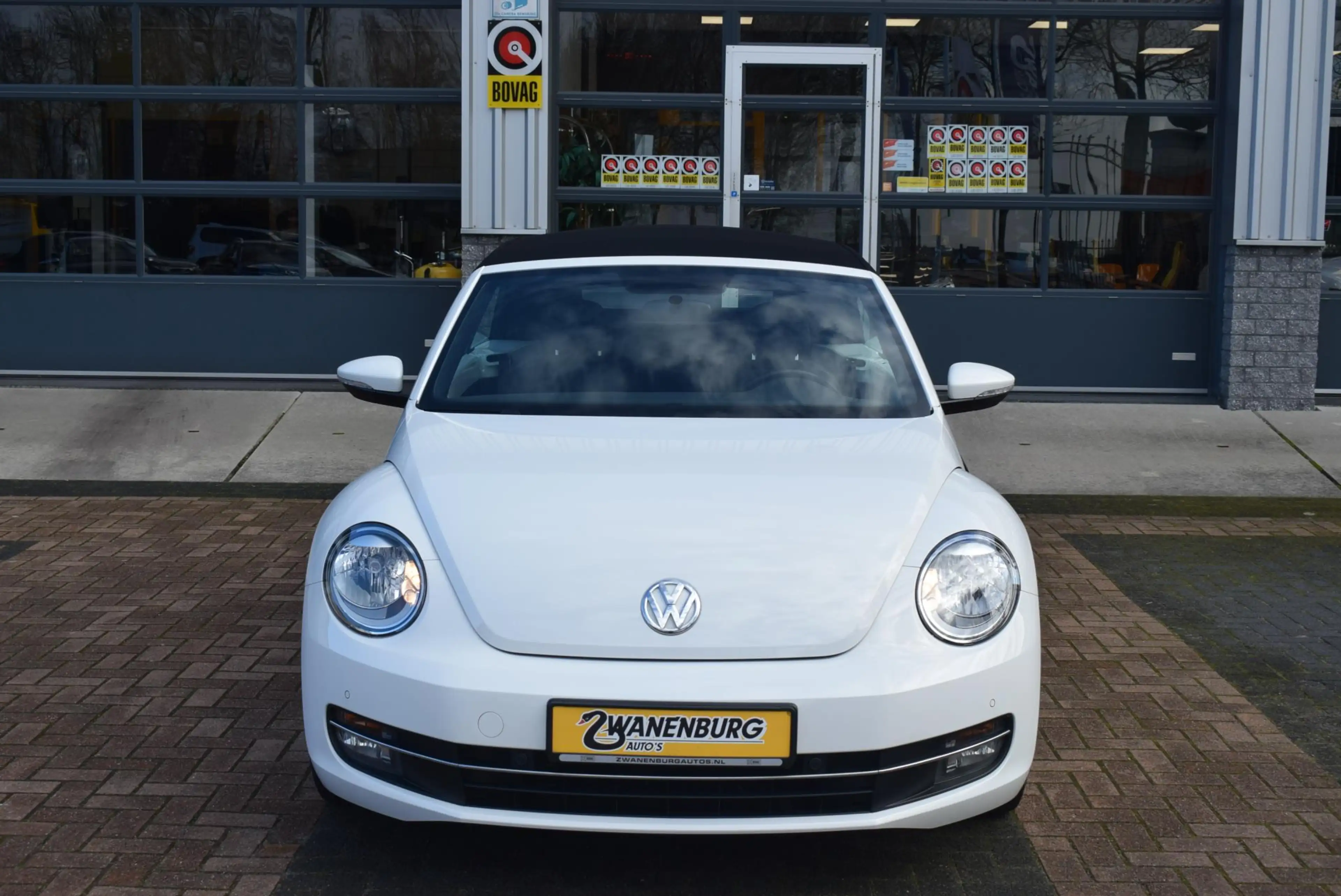 Volkswagen Beetle Cabriolet 1.2 TSI Design BlueMotion Navi Airco Km — photo 3