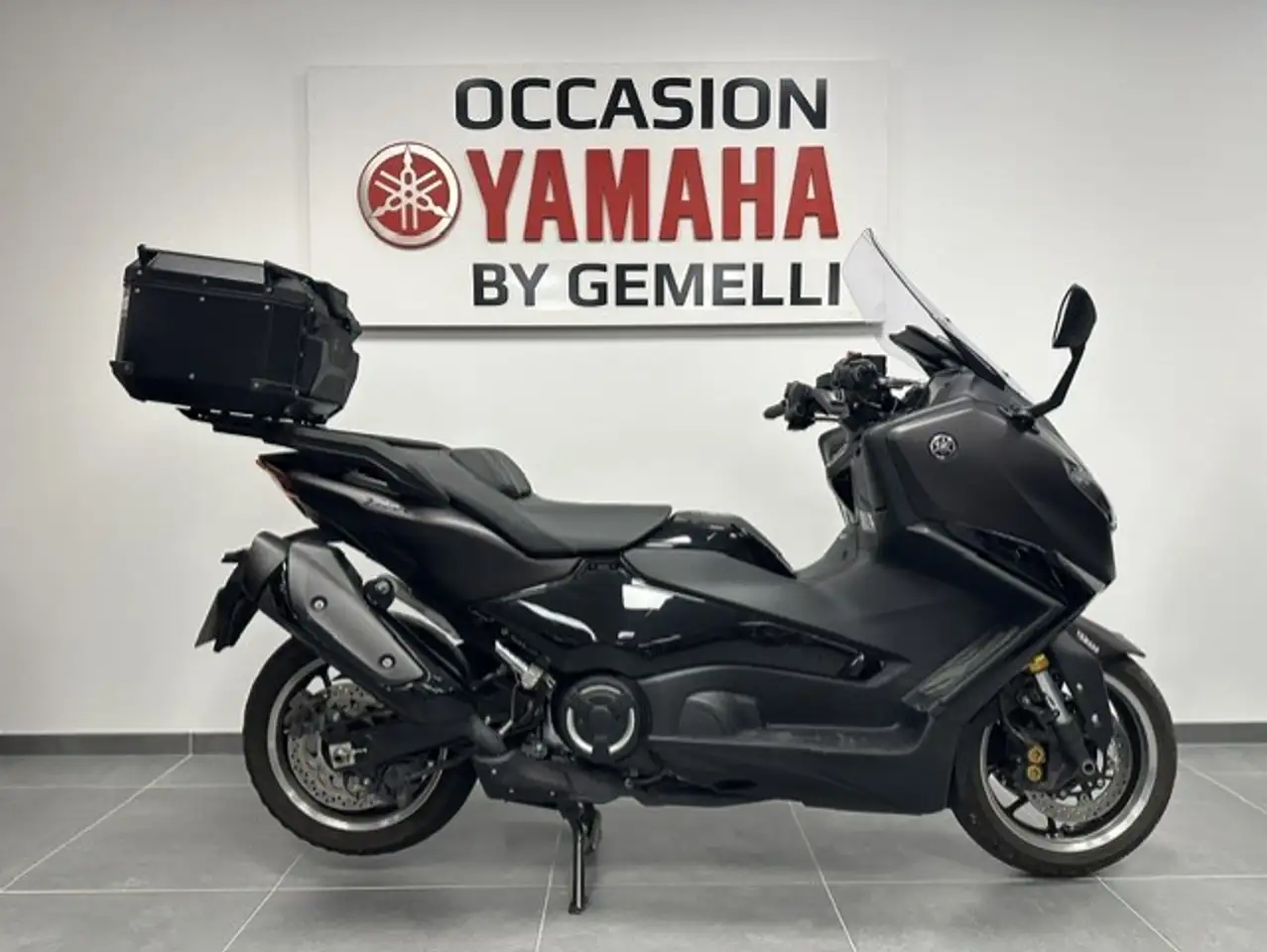 Yamaha Tmax 560