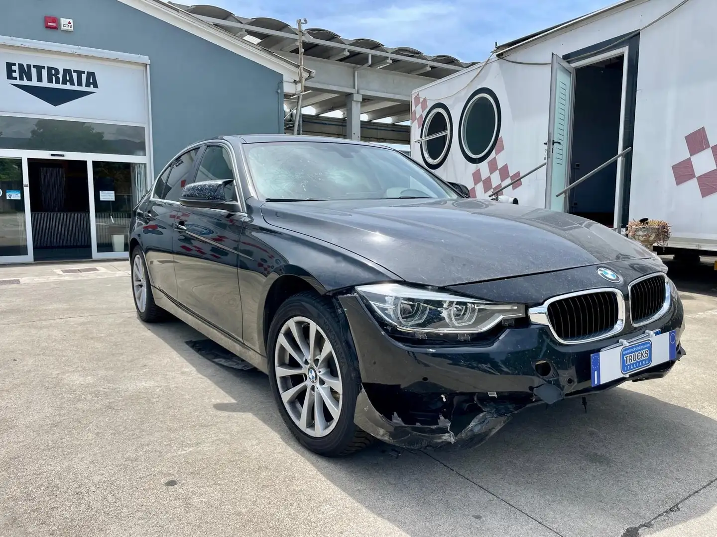 BMW 316 316d Sport auto Negro - 2