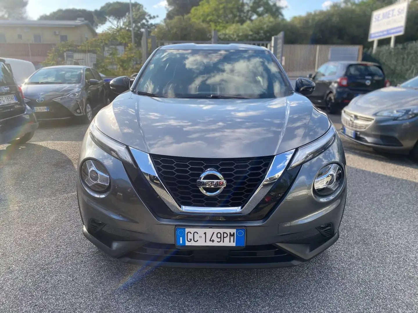 Nissan Juke Juke 1.0 dig-t Tekna 117cv dct Gris - 1