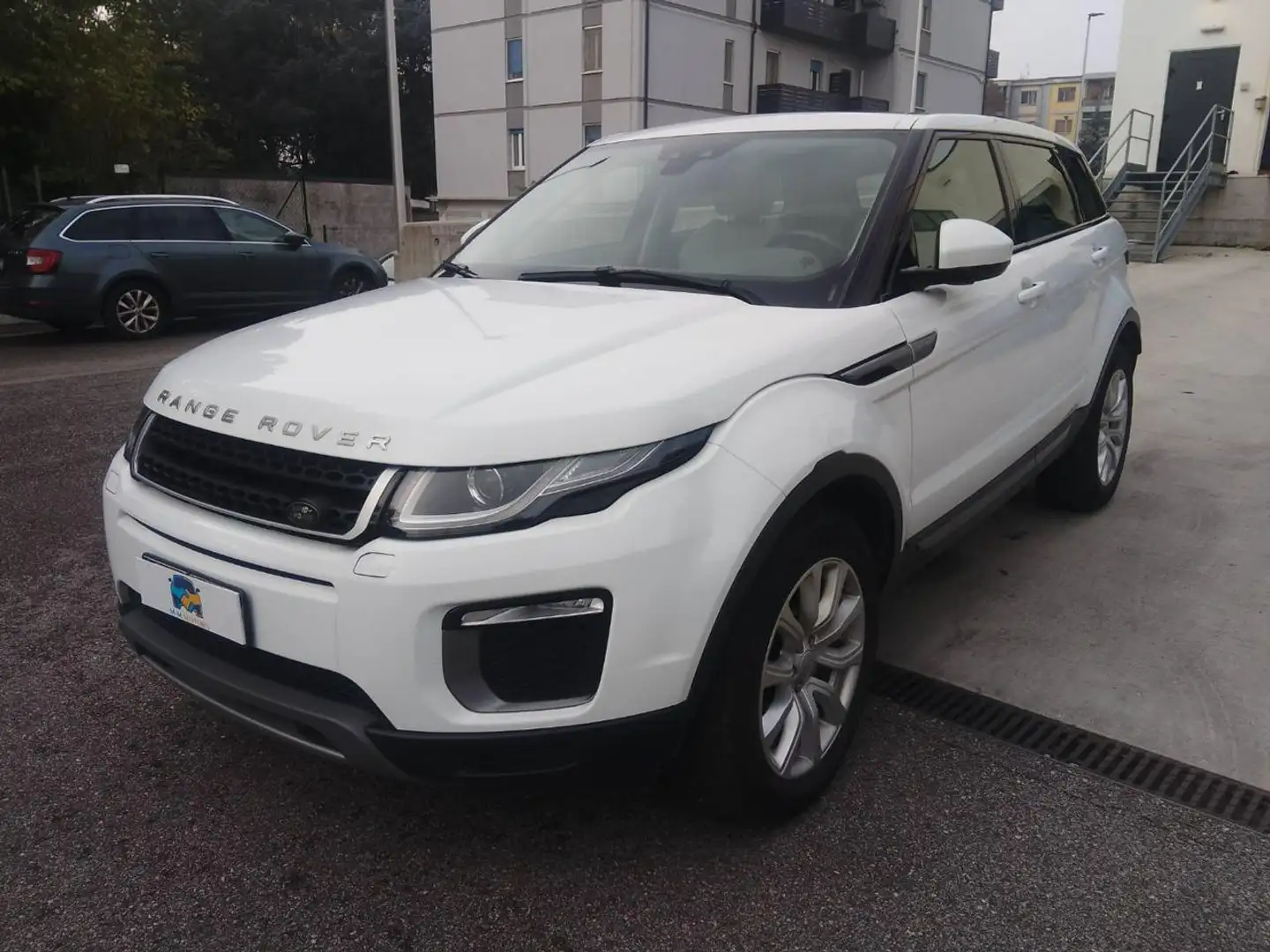Land Rover Range Rover Evoque 2.0 TD4 150 CV 5p. HSE Dynamic Blanc - 2