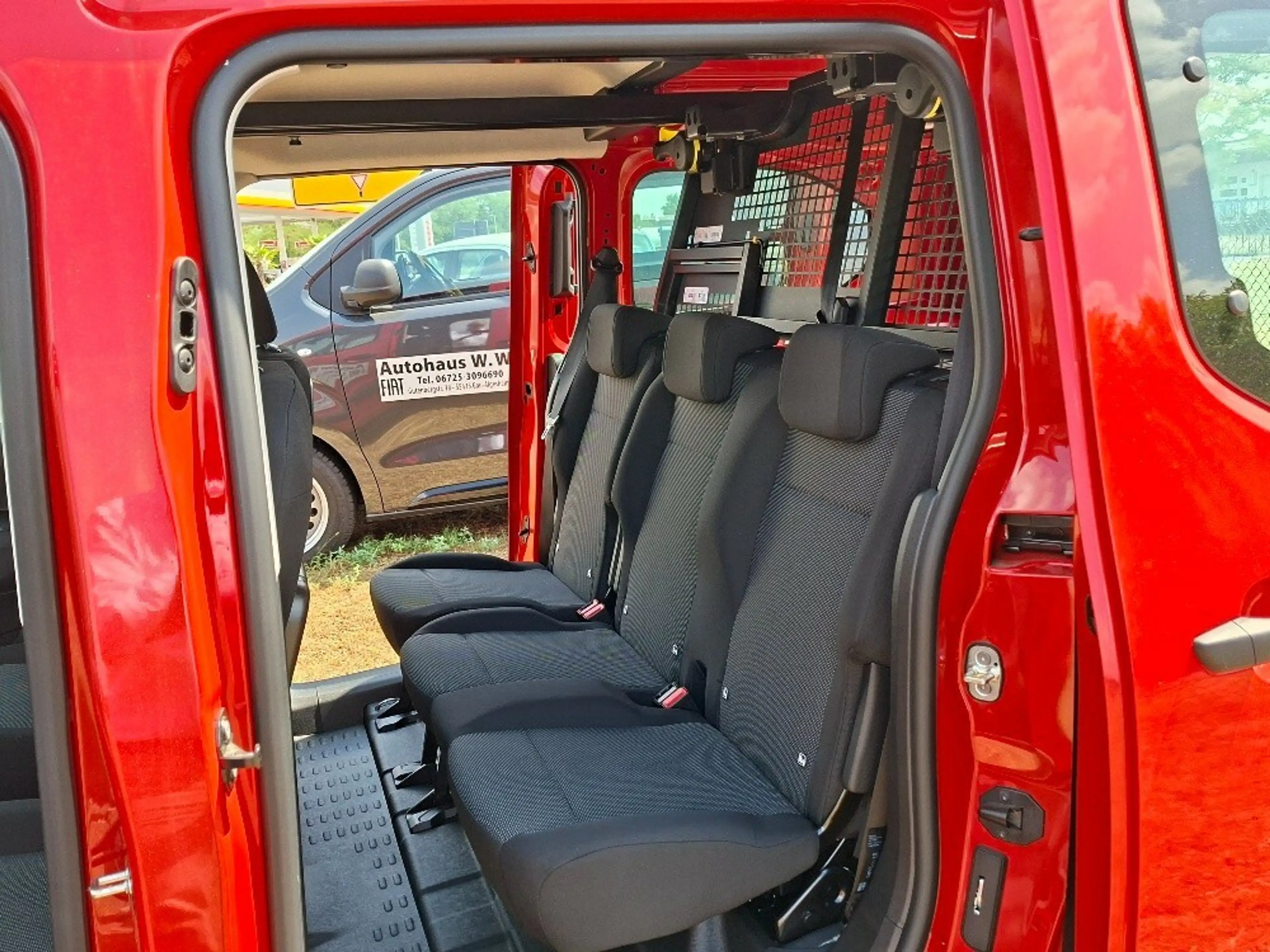 Fiat Doblo XL Multicab 100 1.5 Diesel 75 kW — photo 12