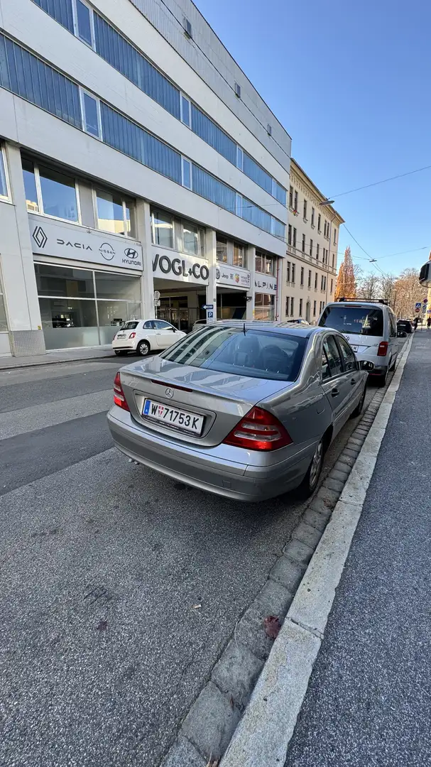 Mercedes-Benz C 200 Kompressor Classic - 2