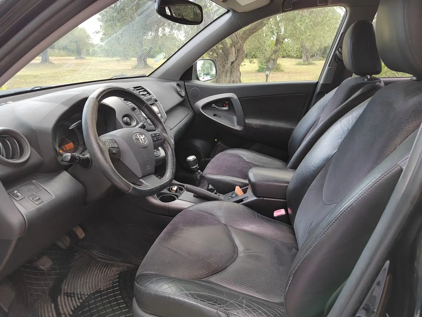 Toyota RAV 4 Rav4 III 2010 RAV4 2.2 d-4d 150cv Nero - 2