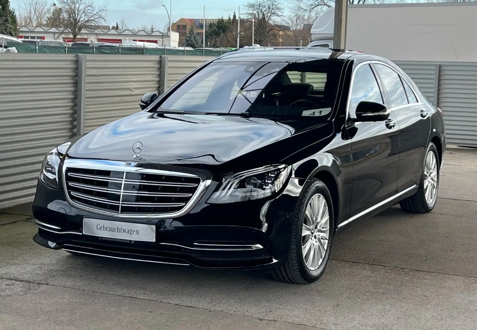 Mercedes-Benz S 560 PANO MULTIBEAM HEAD-UP KEYLESS-GO 360° AHK Negru - 1