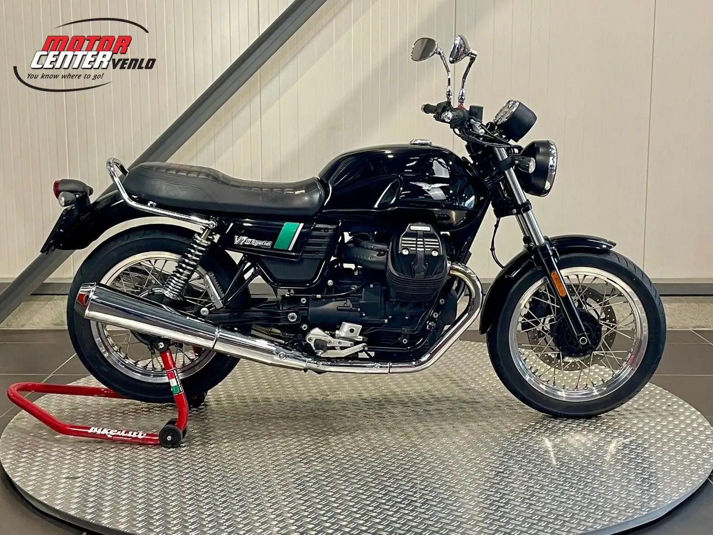 Moto Guzzi V 7 III SPECIAL Nero - 1