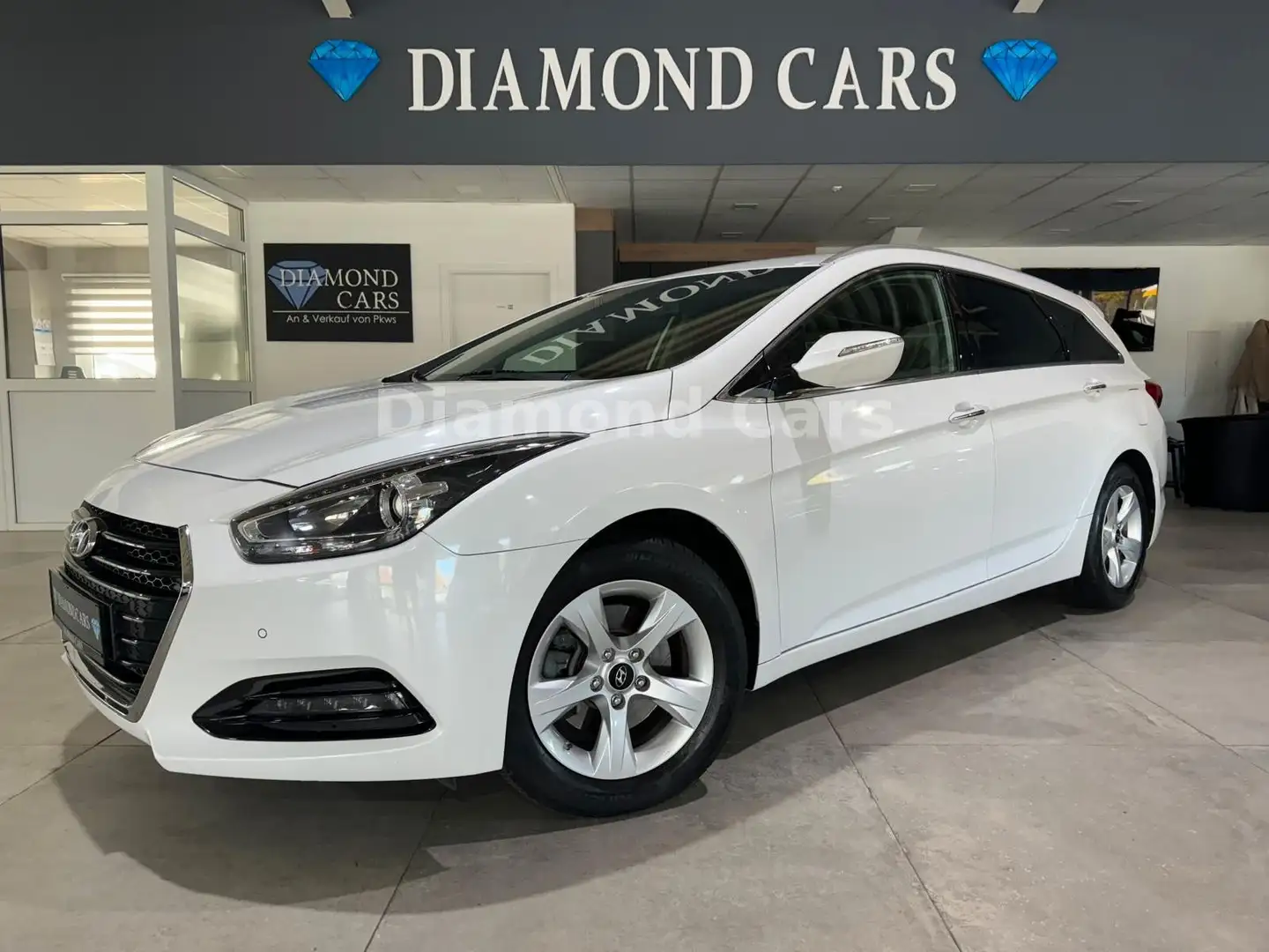 Hyundai i40 cw blue Trend * KAMERA * LED * SHZ * Weiß - 2