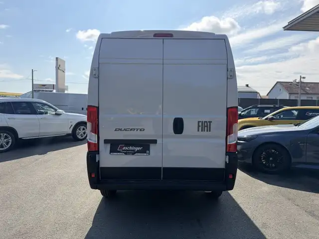 Fiat Ducato view 5