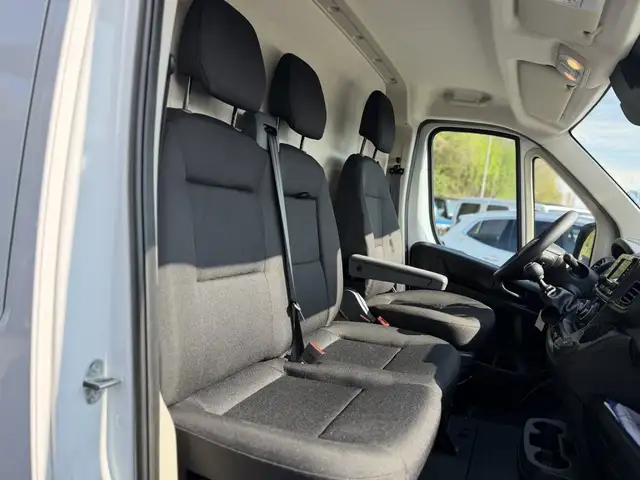 Fiat Ducato view 10