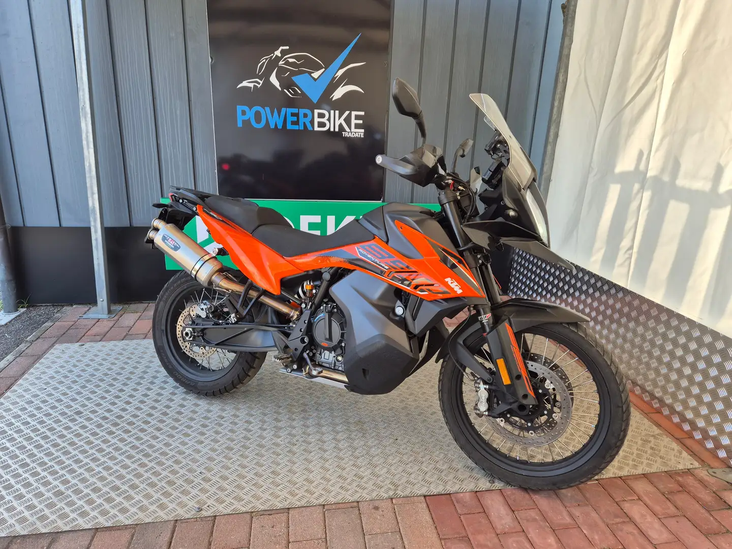 KTM 890 Adventure DEPOTENZIATA - 2
