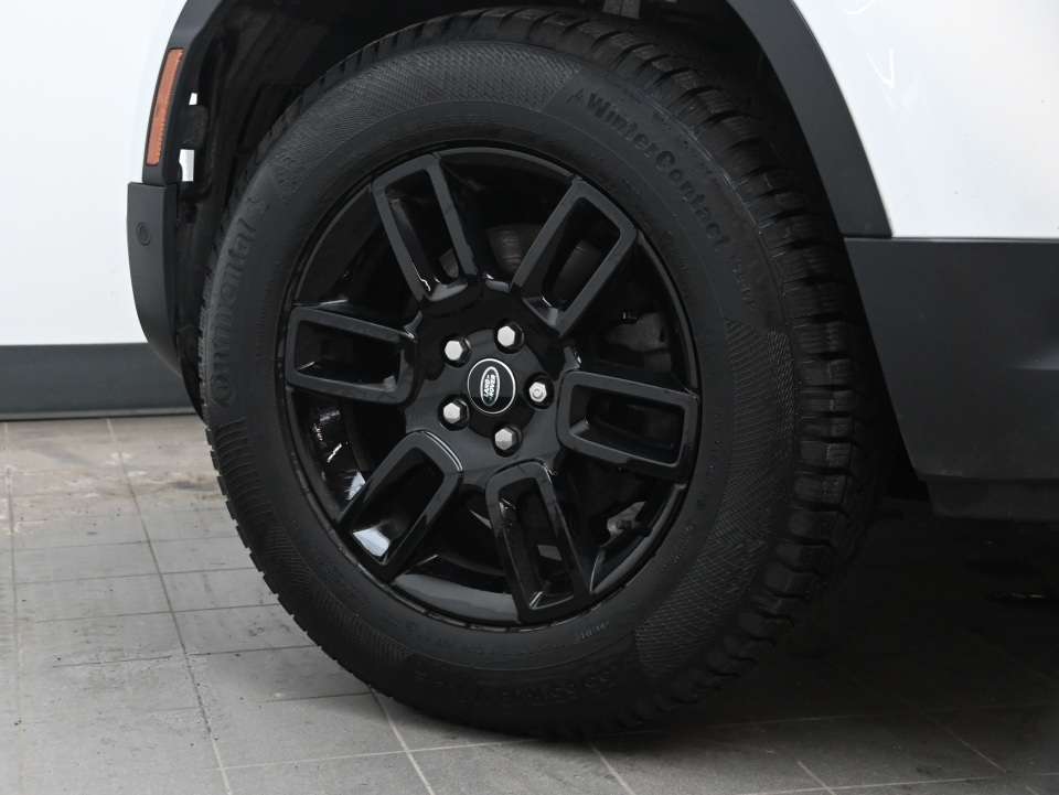 2024 Land Rover Defender P300/5YRS 160KM CPO INCLUDED!!!!!! thumb 31