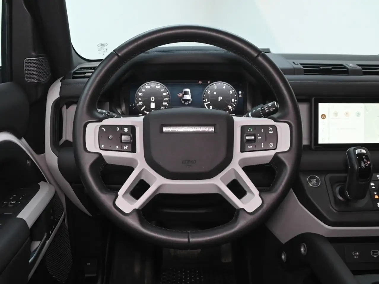 Land Rover Defender снимка Land Rover Defender