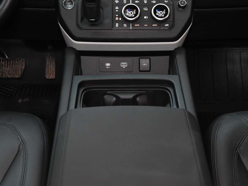 2024 Land Rover Defender P300/5YRS 160KM CPO INCLUDED!!!!!! thumb 23