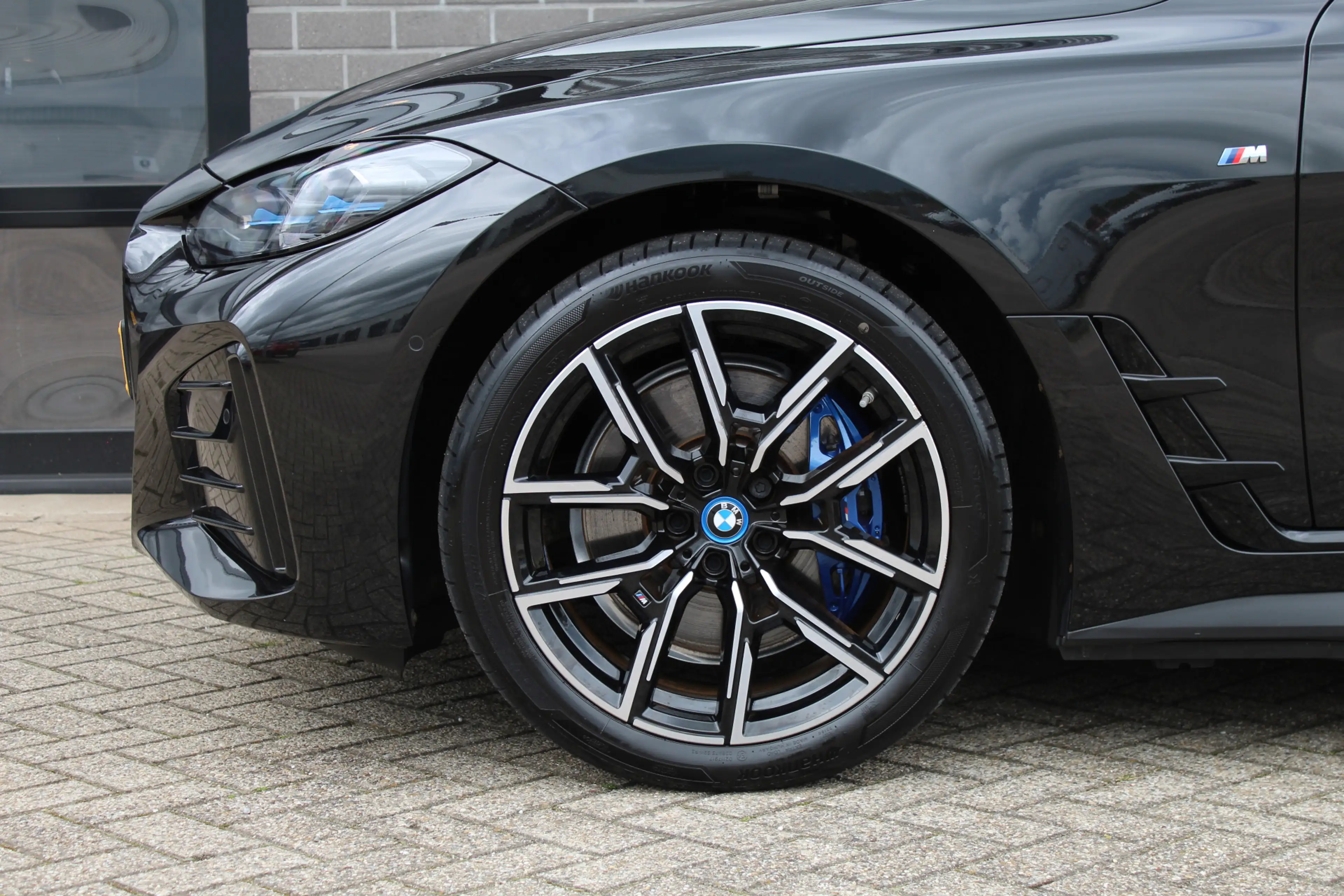BMW i4 eDrive40 High Executive 84 kWh / Harman Kardon / S — photo 27