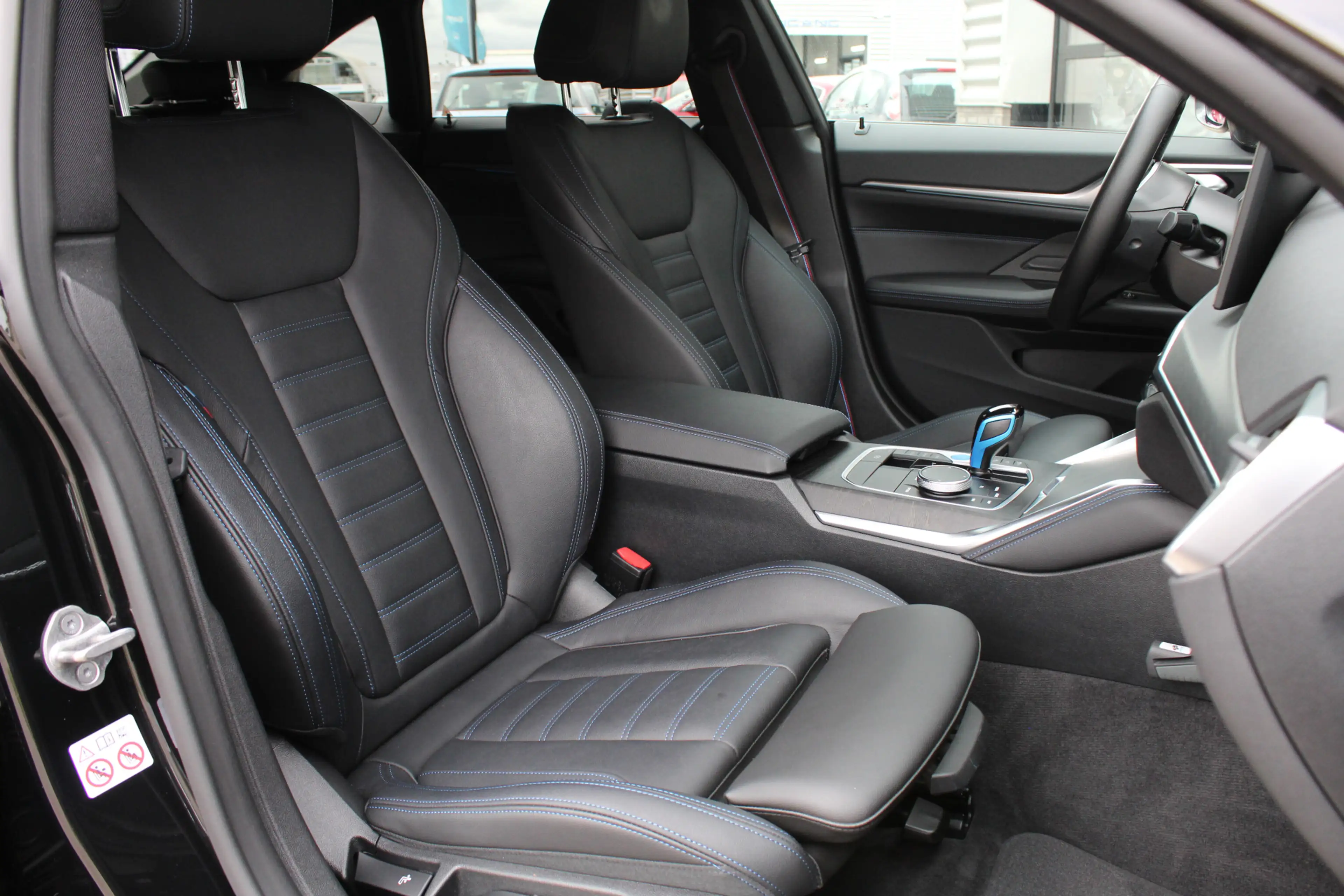 BMW i4 eDrive40 High Executive 84 kWh / Harman Kardon / S — photo 10