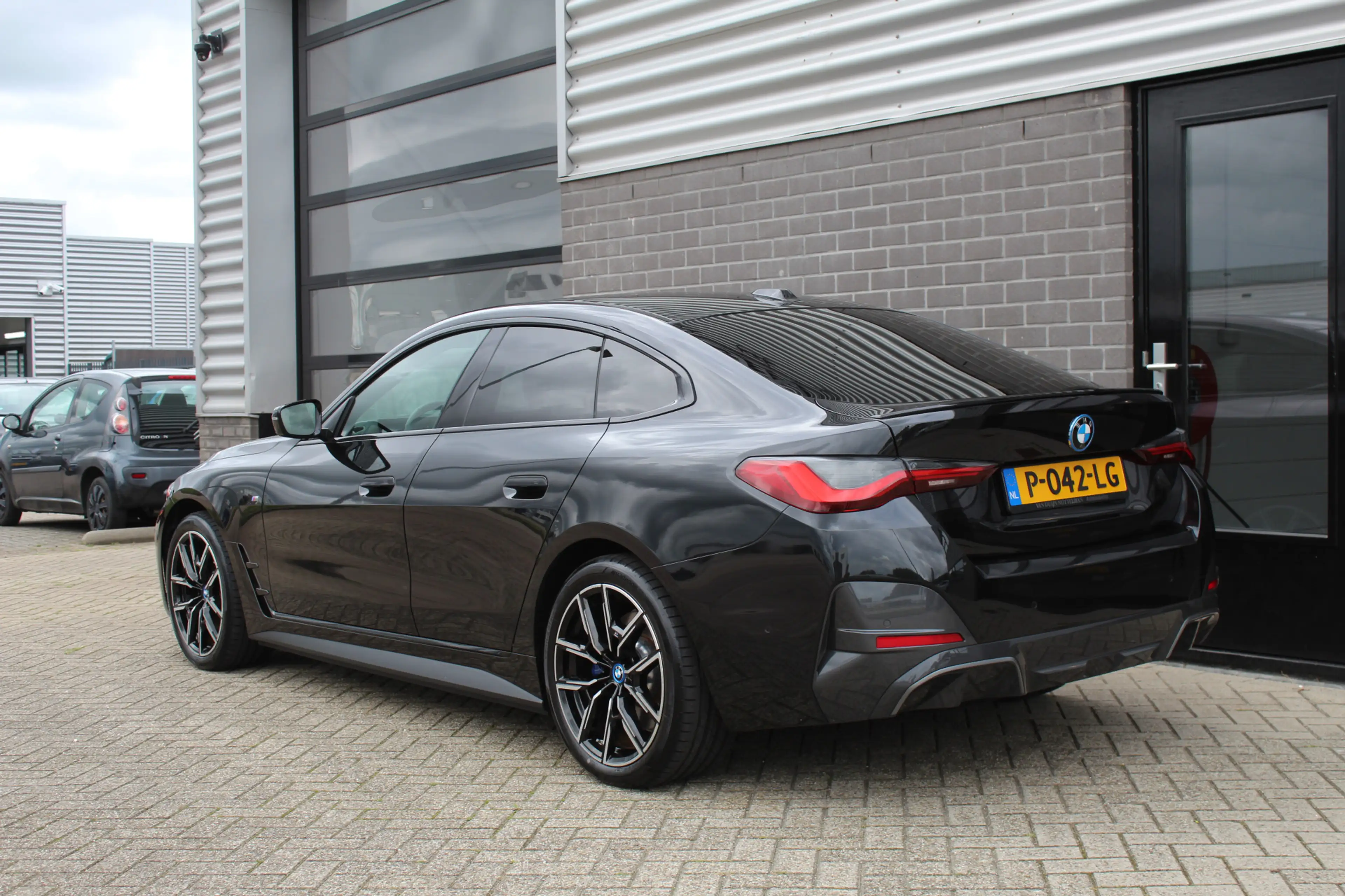 BMW i4 eDrive40 High Executive 84 kWh / Harman Kardon / S — photo 7