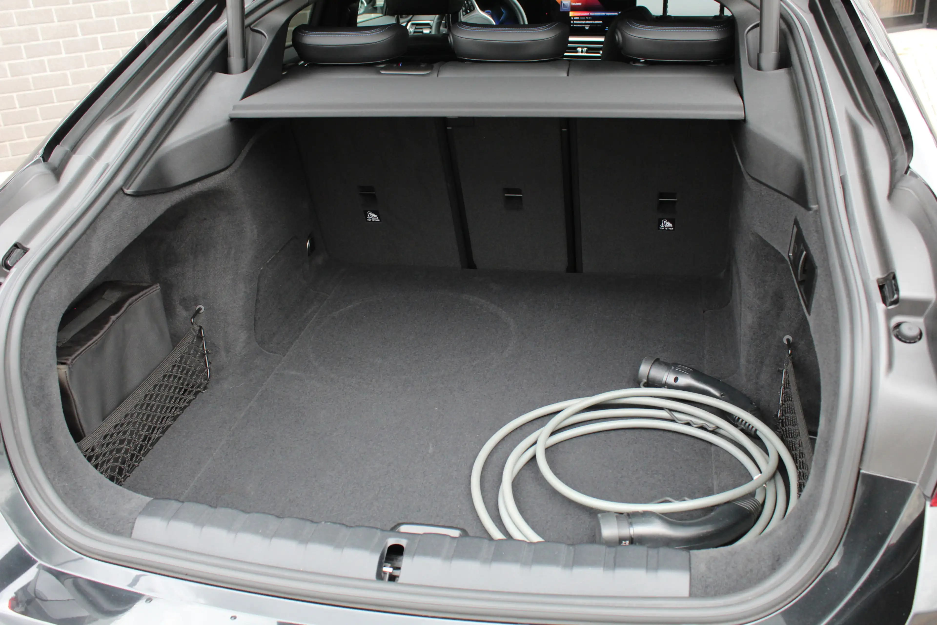BMW i4 eDrive40 High Executive 84 kWh / Harman Kardon / S — photo 30