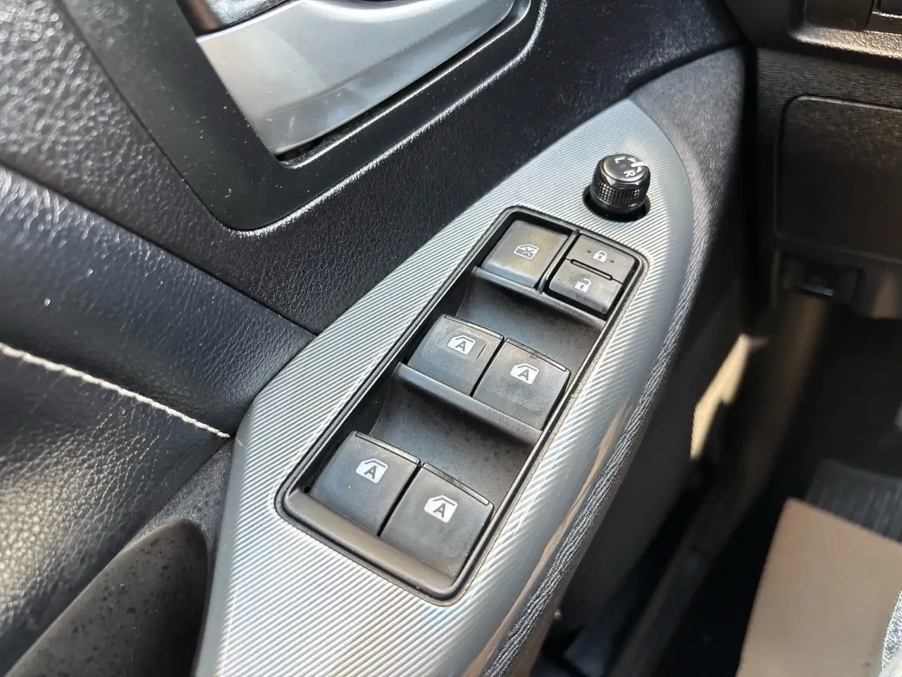 Toyota Sienna снимка Toyota Sienna