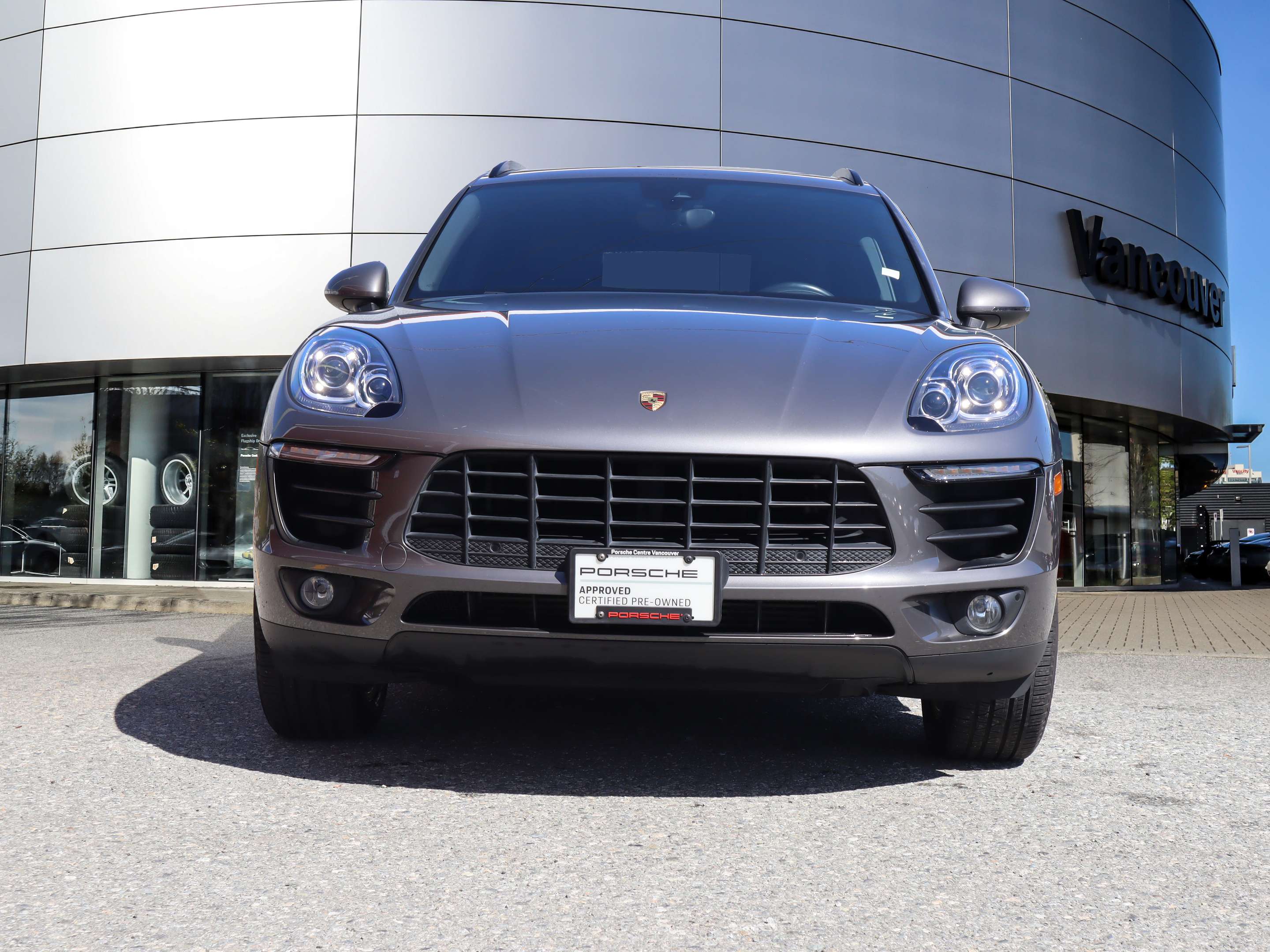 2018 Porsche Macan AWD thumb 8