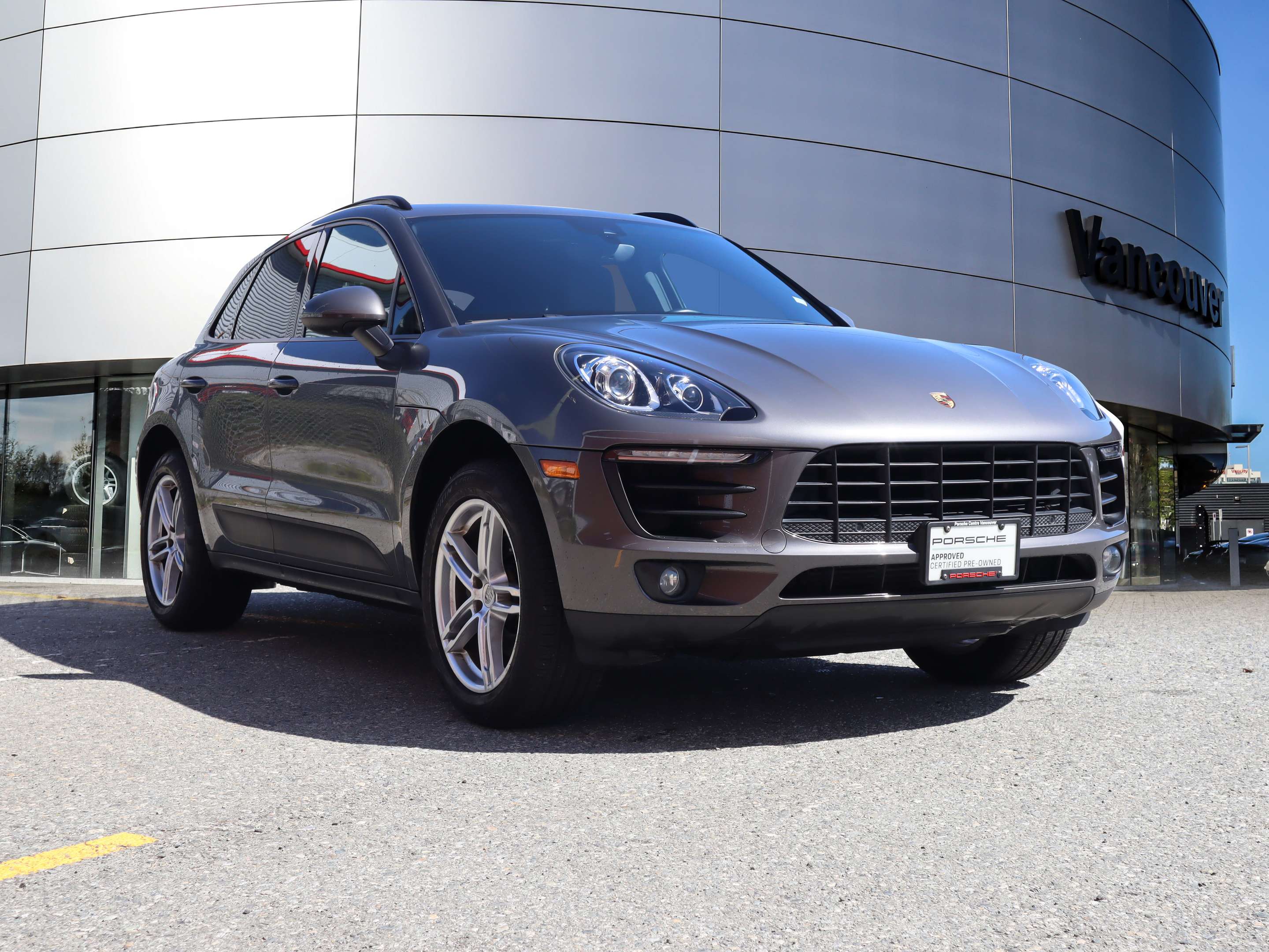 2018 Porsche Macan AWD thumb 7