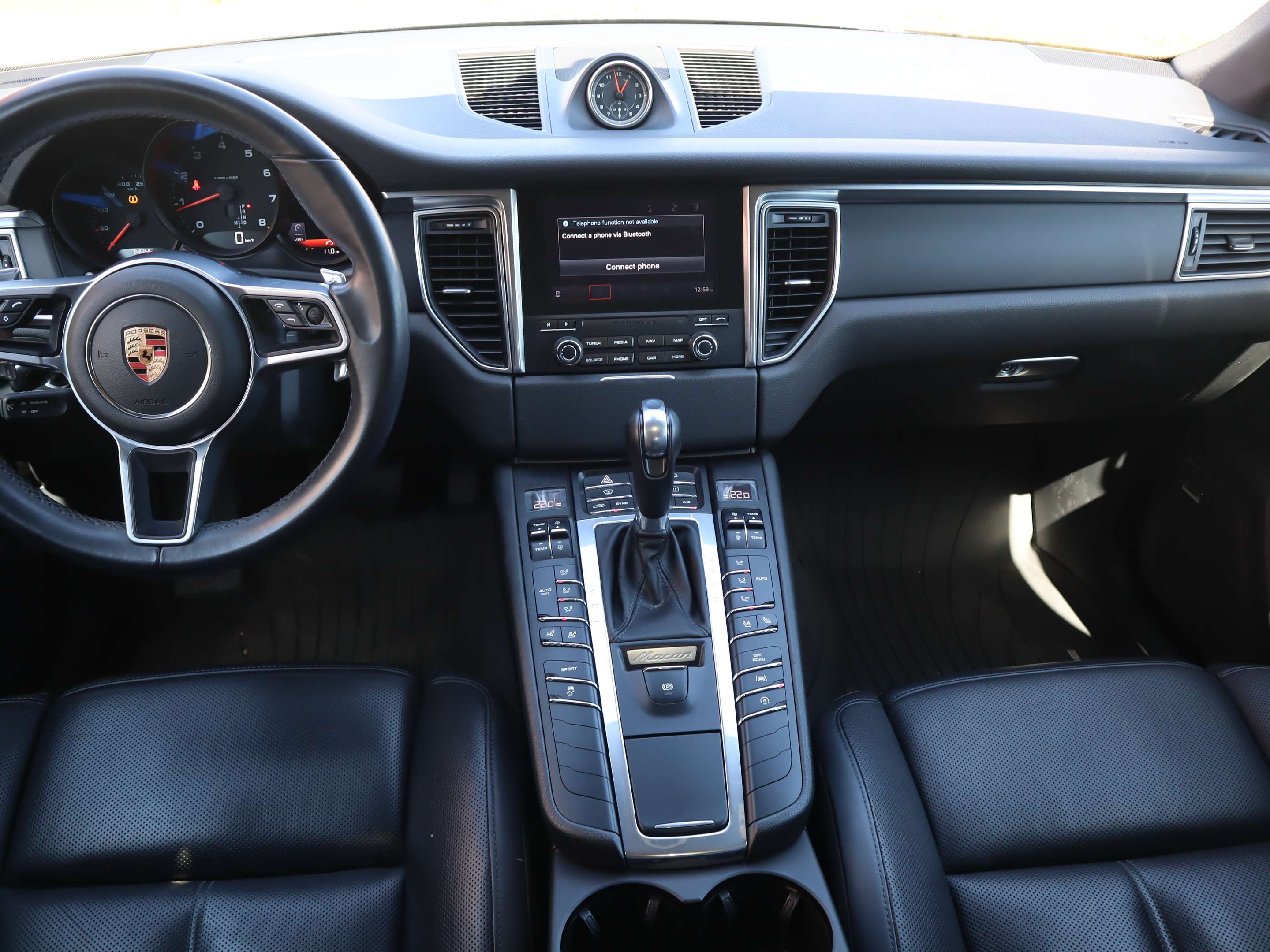 2018 Porsche Macan AWD thumb 16