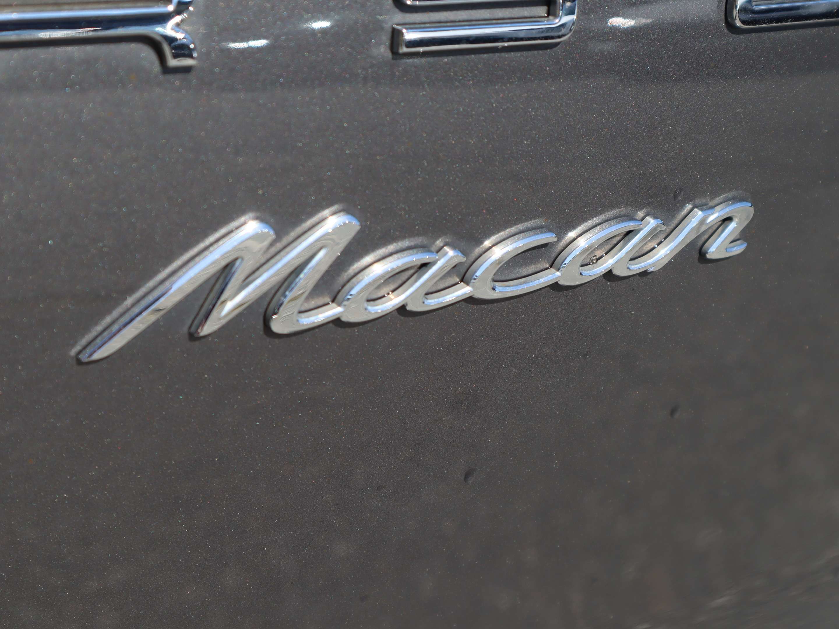 2018 Porsche Macan AWD thumb 37