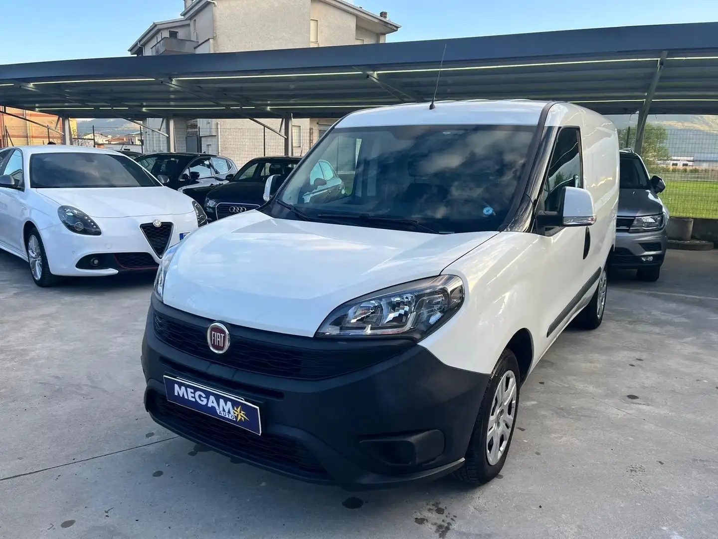 Fiat Doblò Cargo 1.6 Mjt 16v SX 105 cv Bianco - 1