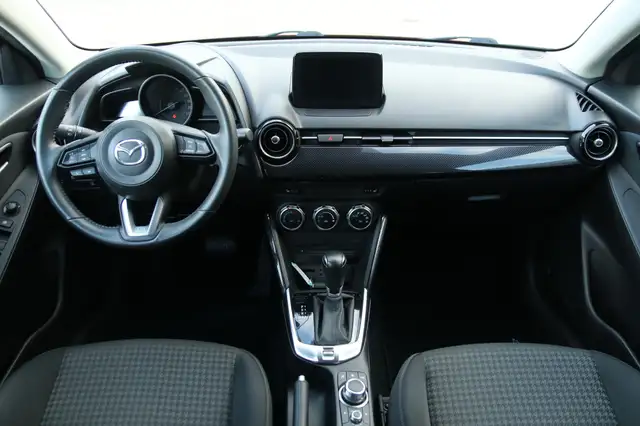 Mazda 2 1.5 Skyactiv-G / Automaat / Cruise / All Season /