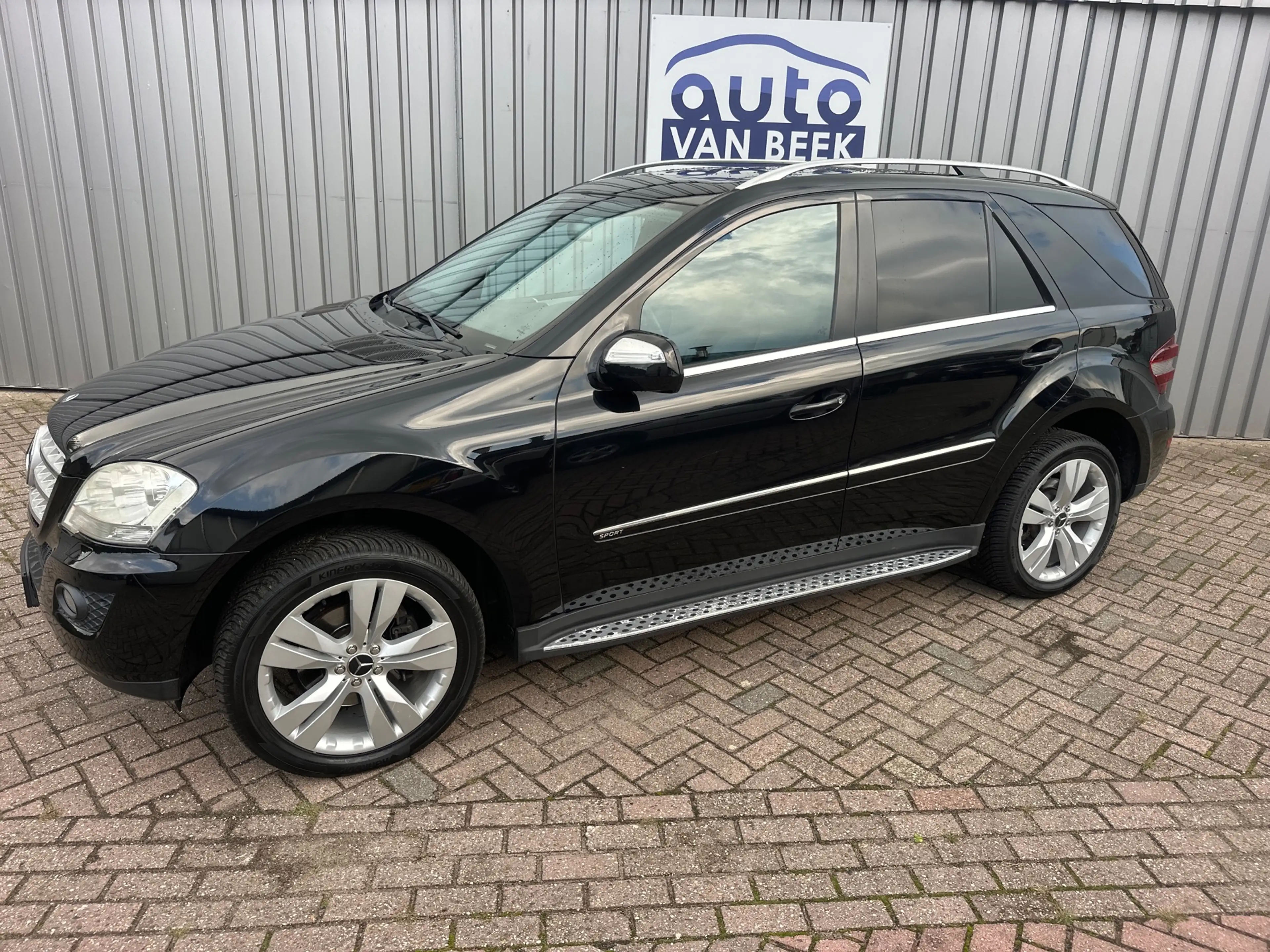 Mercedes-Benz ML 320 M-klasse CDI — photo 12