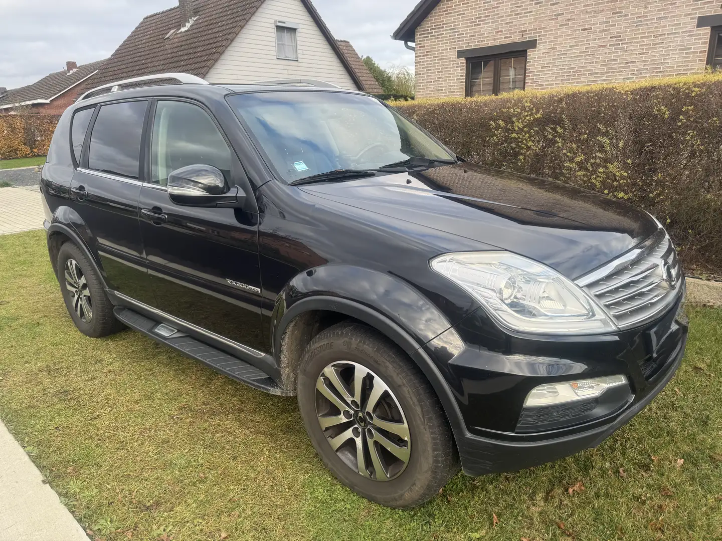 SsangYong Rexton Rexton W 2.0 D20 DTR 4WD E-tronic Quartz Noir - 2