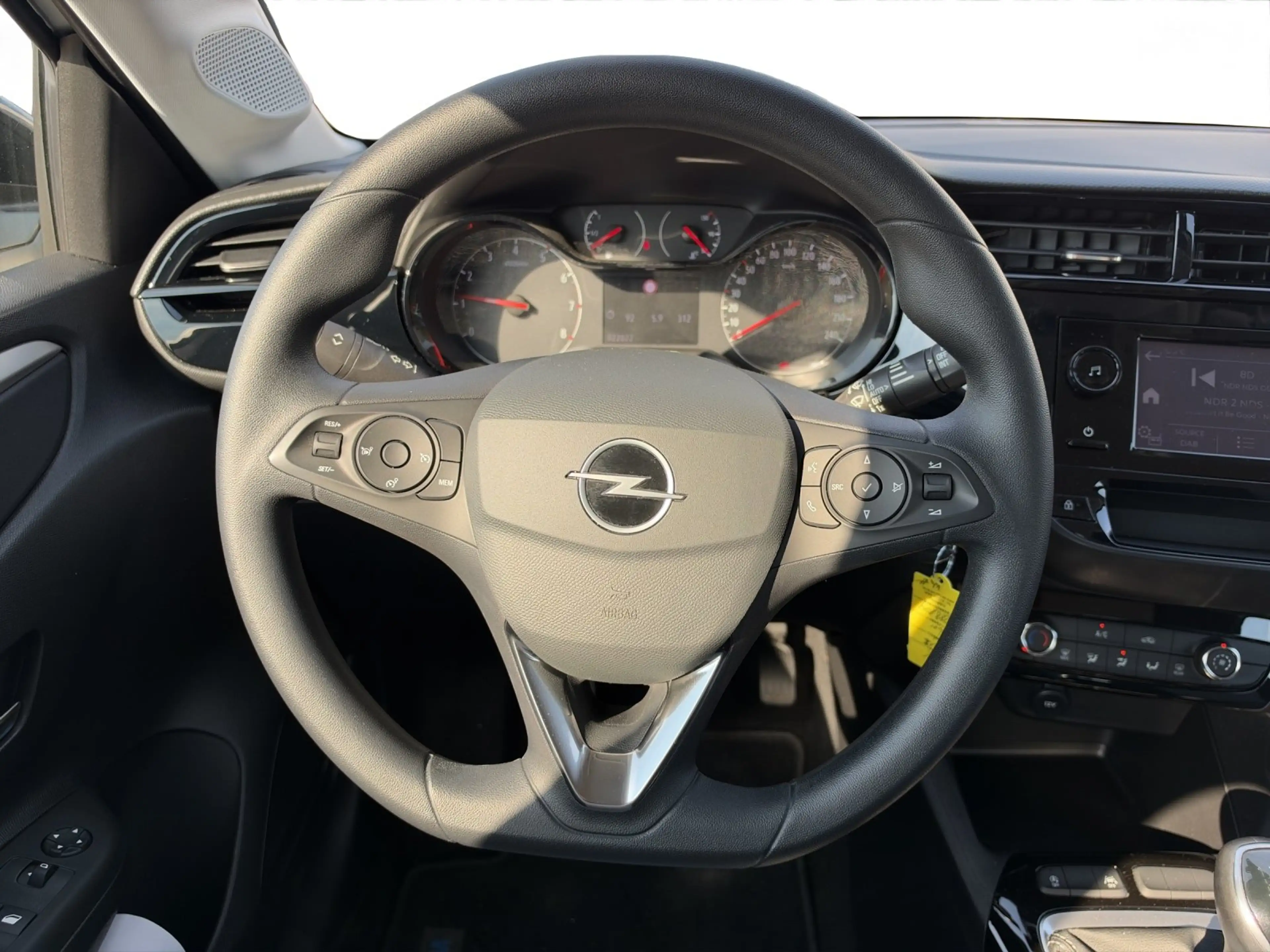 Opel Corsa F Basis 1,2 Bluetooth+PDC+LED+Klima — photo 12