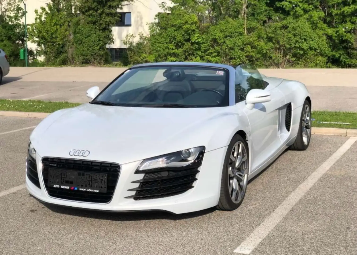 Audi R8 Coupé 4,2 quattro R tronic Grau - 1