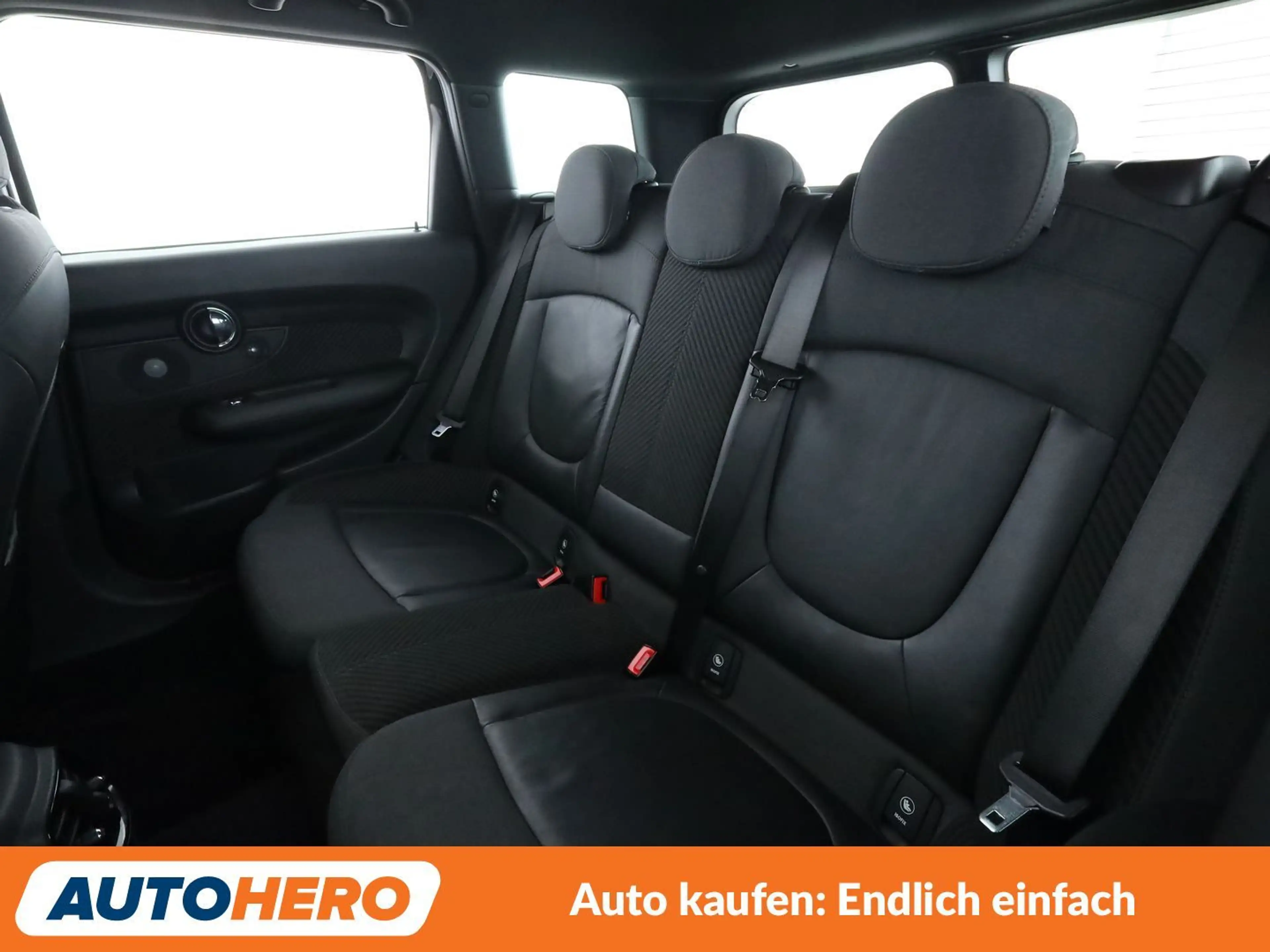 MINI One Clubman One *NAVI*LED*TEMPO*PDC*SHZ*KLIMA* — photo 14