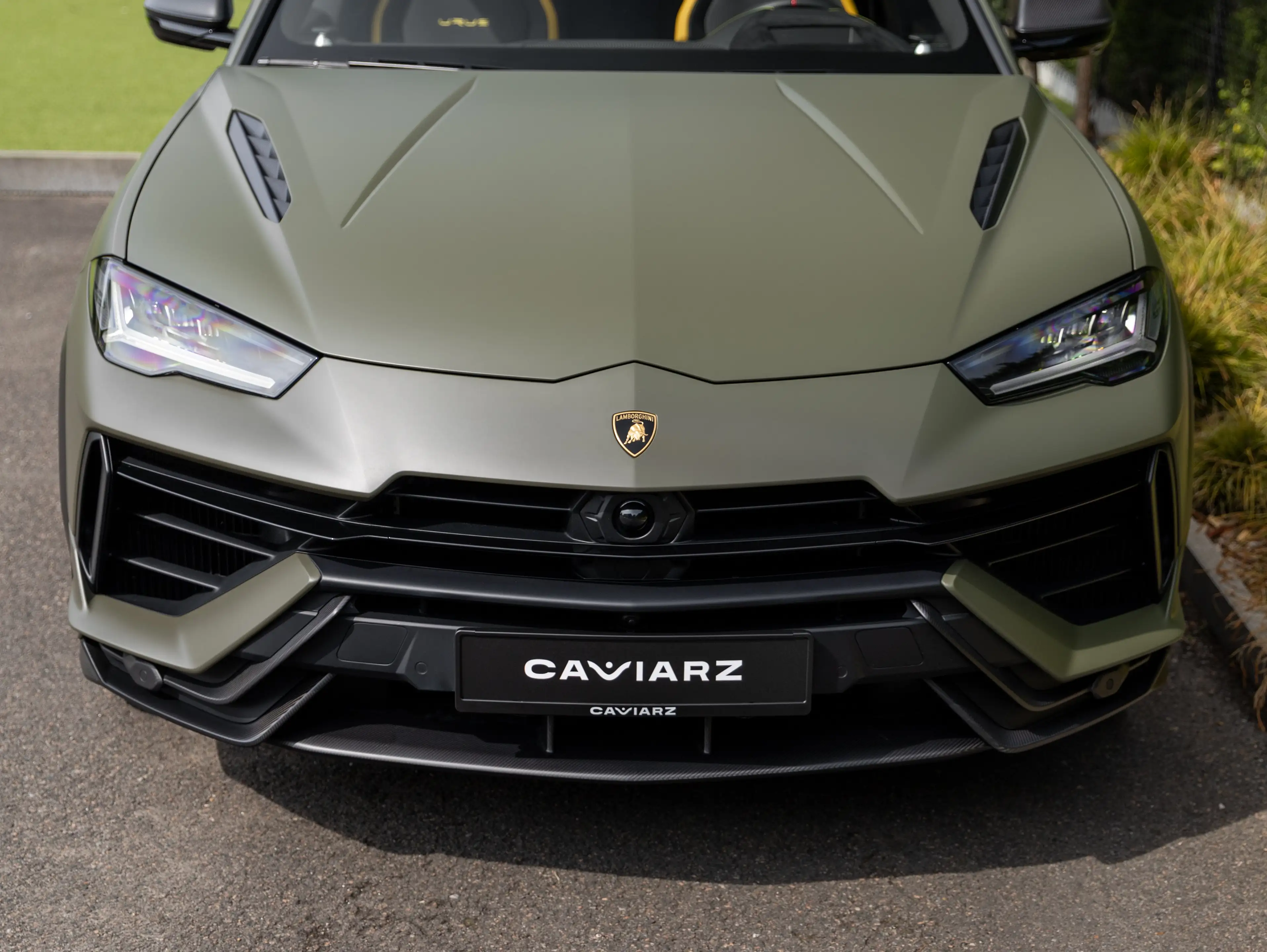 Lamborghini Urus PERFORMANTE 4.0L V8 TWIN TURBO - 'VERDE TURBINE' MATT — photo 11