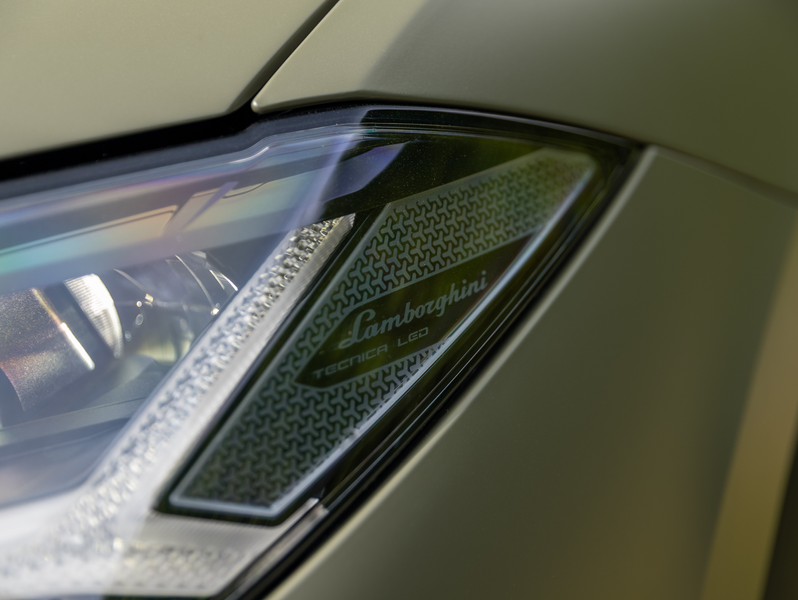 Lamborghini Urus PERFORMANTE 4.0L V8 TWIN TURBO - 'VERDE TURBINE' MATT — photo 12