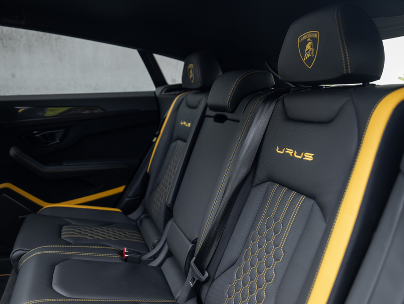 Lamborghini Urus PERFORMANTE 4.0L V8 TWIN TURBO - 'VERDE TURBINE' MATT — photo 9