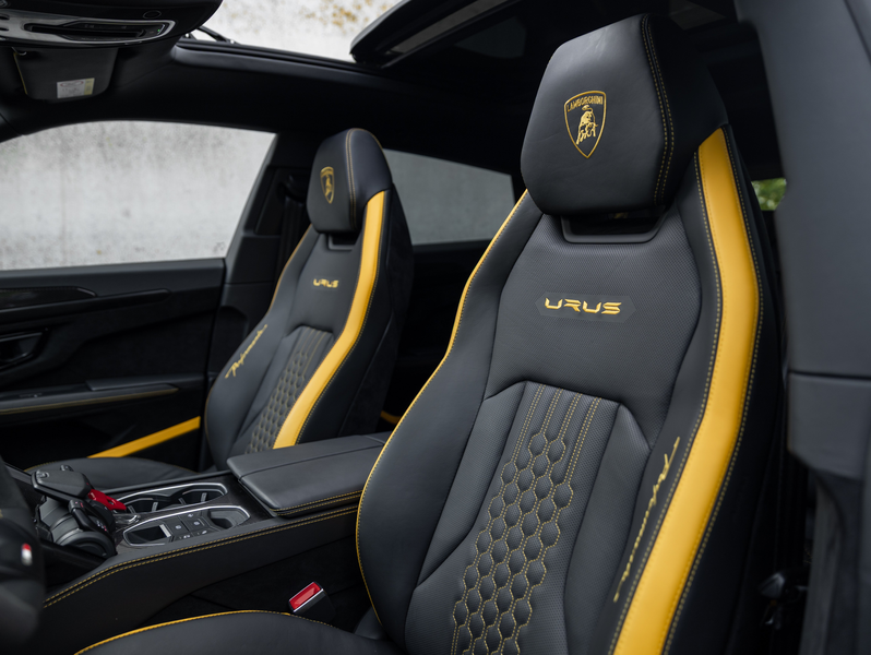 Lamborghini Urus PERFORMANTE 4.0L V8 TWIN TURBO - 'VERDE TURBINE' MATT — photo 8