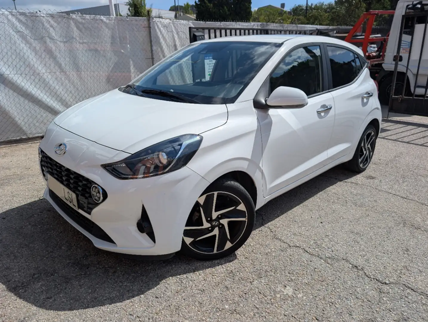 Hyundai i10 1.0 MPI Tecno Blanco - 2