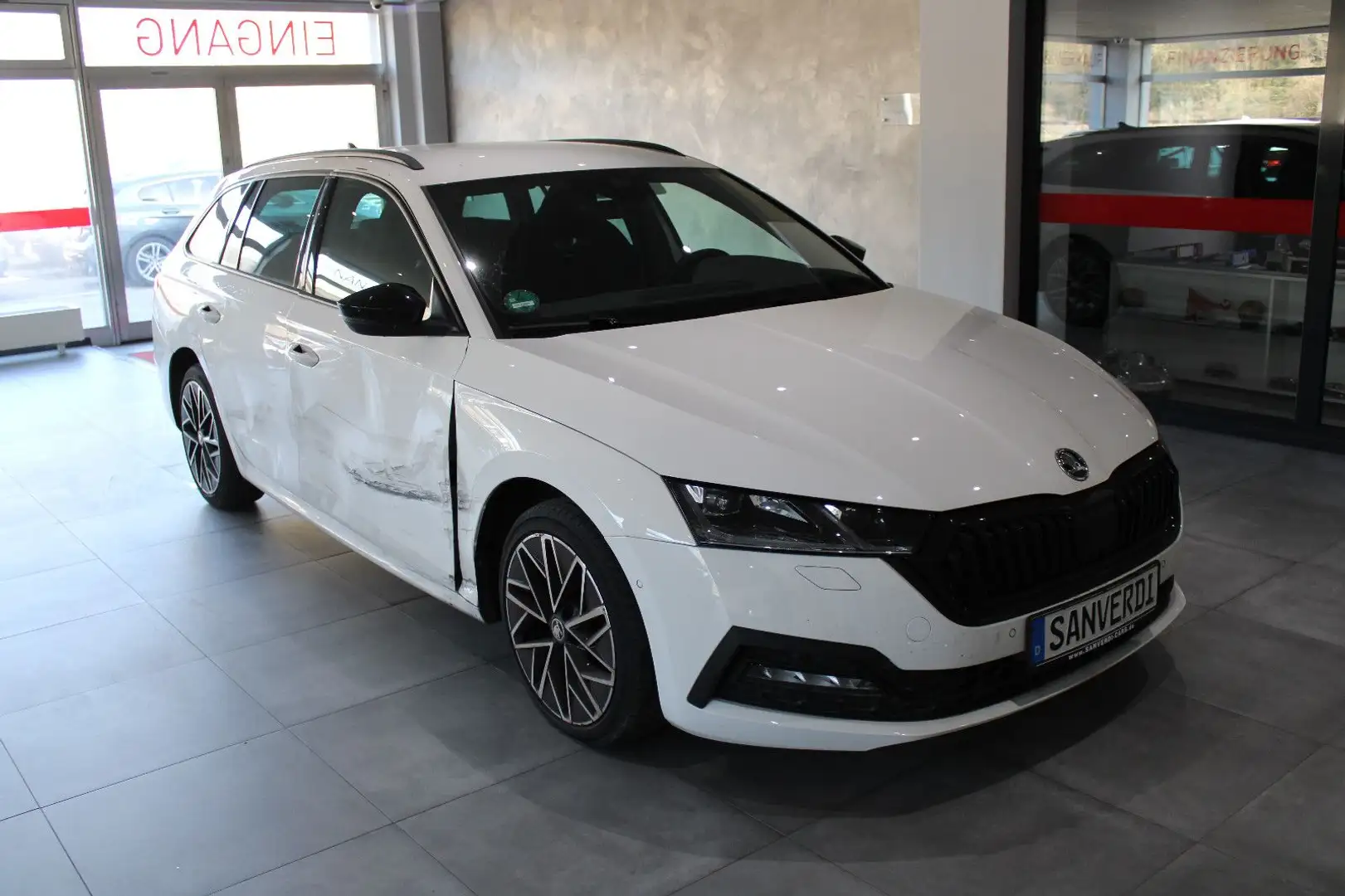 Skoda Octavia 2.0 TDI FIRST EDITION SPORTPAKET MATRIX Weiß - 2